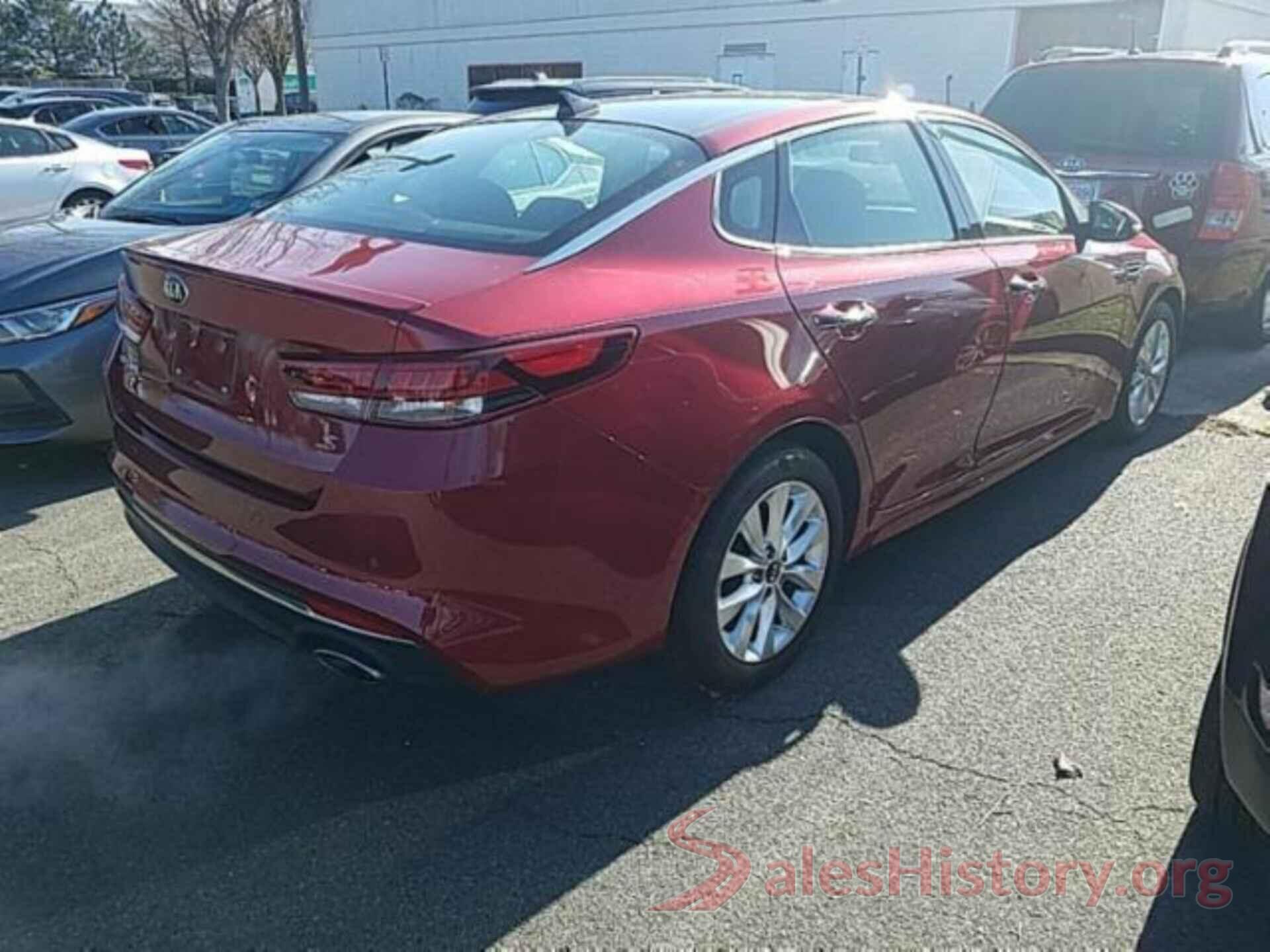 5XXGT4L3XJG234360 2018 KIA OPTIMA