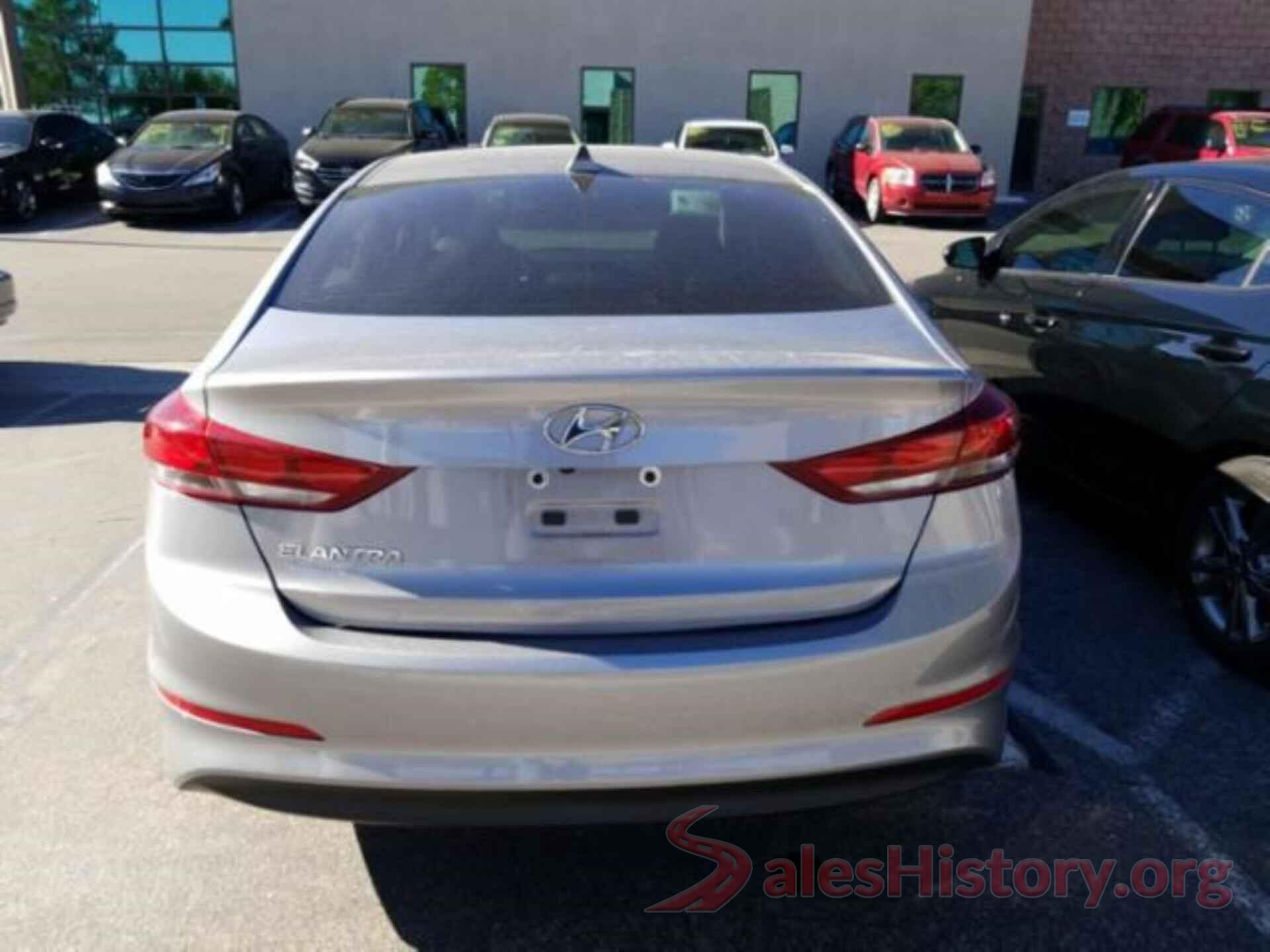 5NPD84LF0HH152831 2017 HYUNDAI ELANTRA