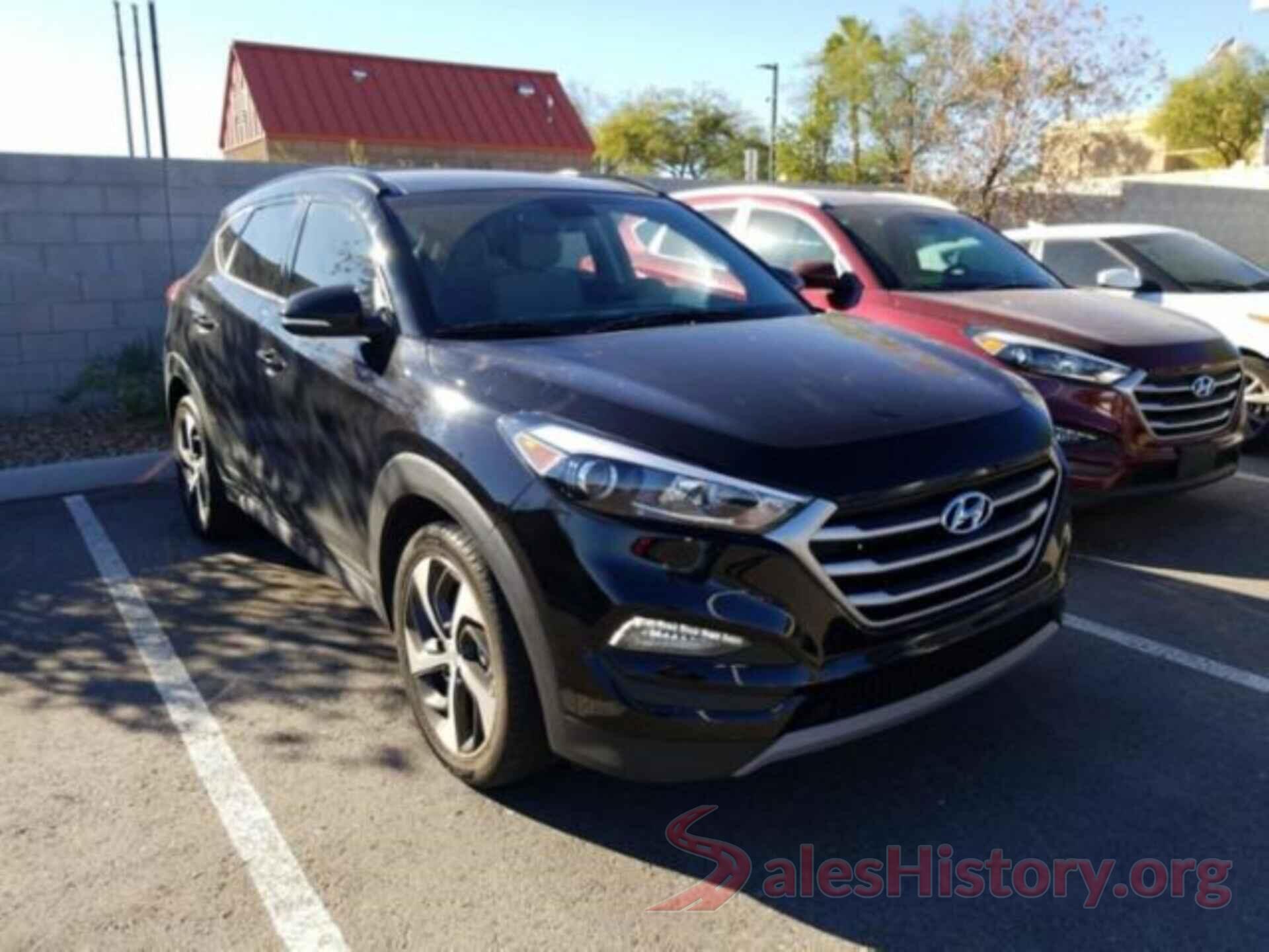 KM8J33A24HU565901 2017 HYUNDAI TUCSON