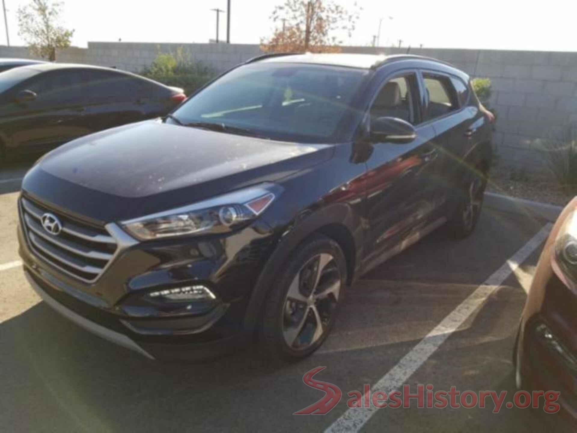 KM8J33A24HU565901 2017 HYUNDAI TUCSON