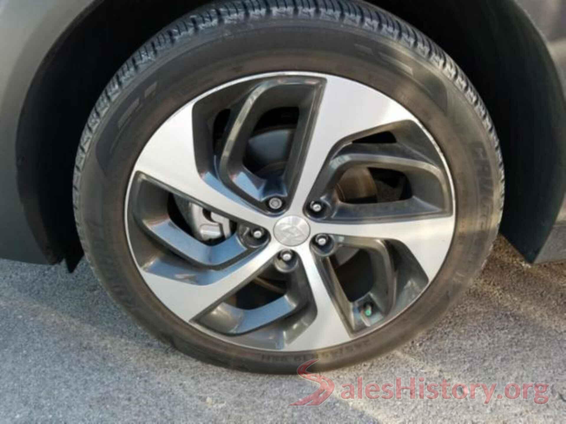 KM8J33A24HU565901 2017 HYUNDAI TUCSON