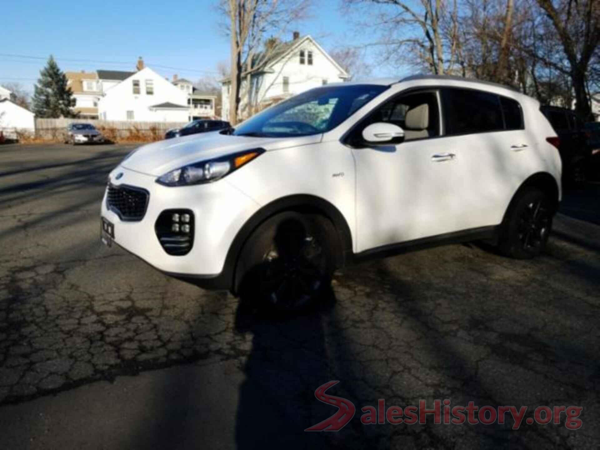 KNDPNCAC4J7398901 2018 KIA SPORTAGE