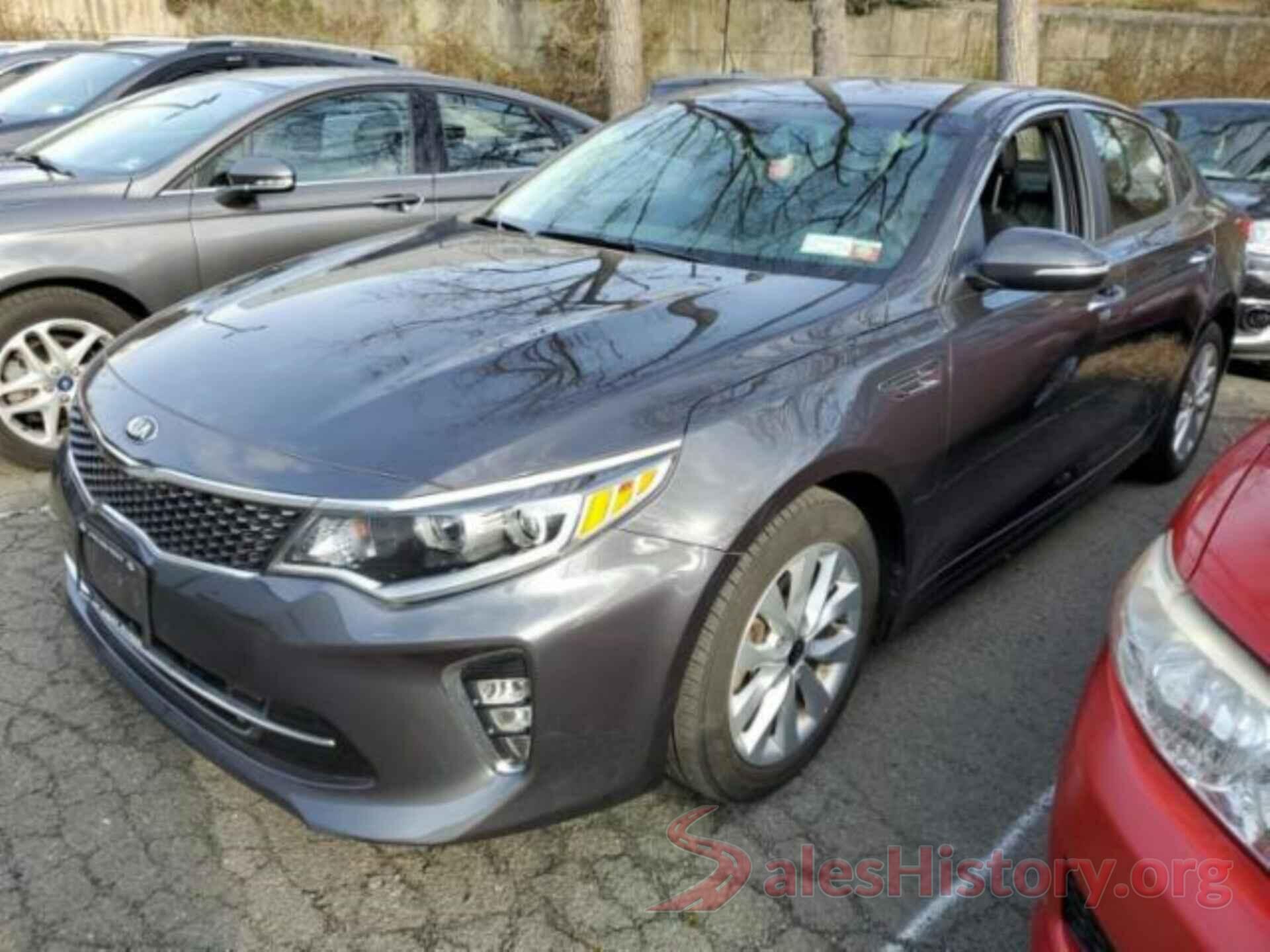 5XXGT4L30JG226073 2018 KIA OPTIMA