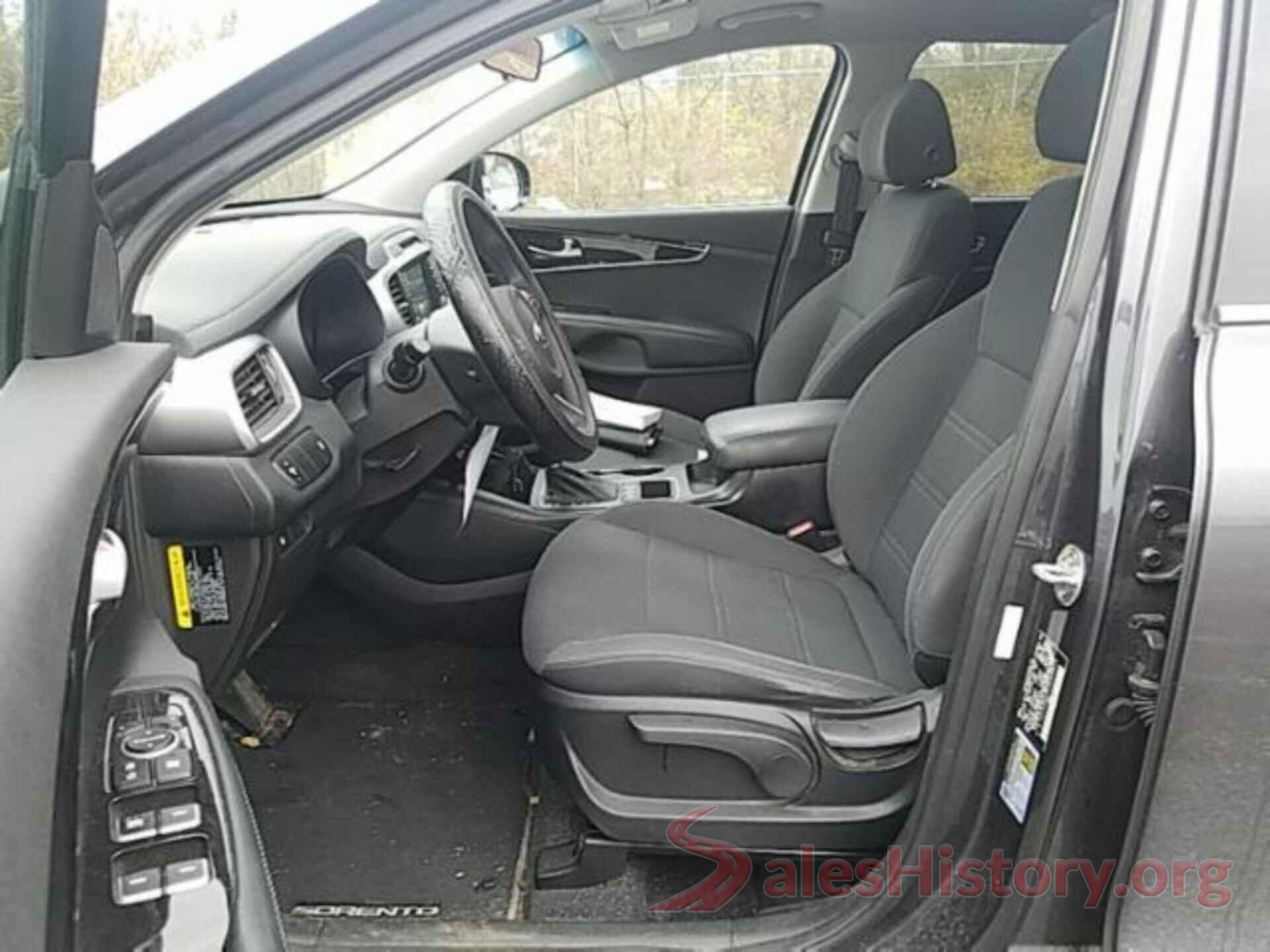 5XYPGDA35JG364811 2018 KIA SORENTO