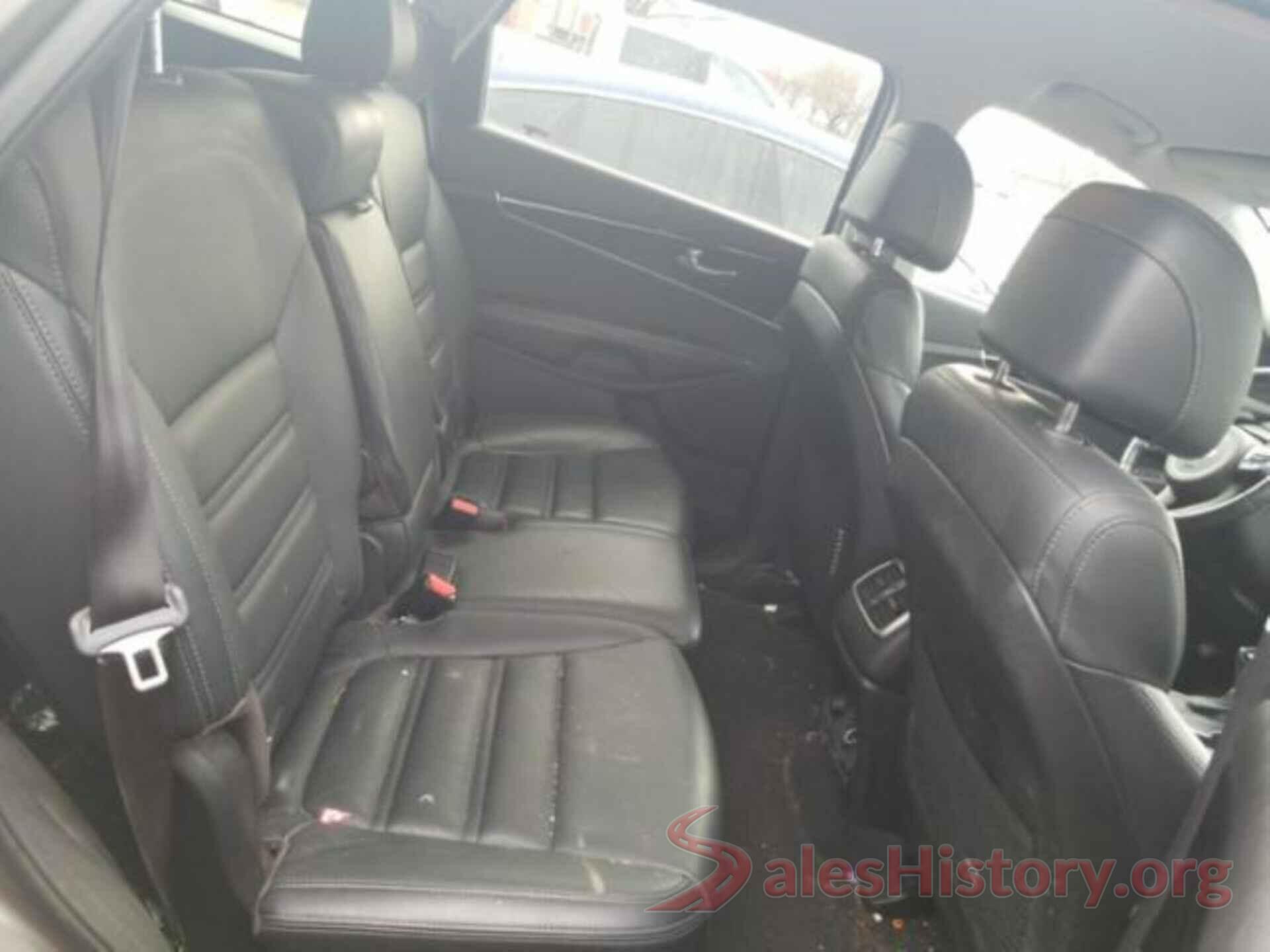 5XYPGDA36HG325803 2017 KIA SORENTO