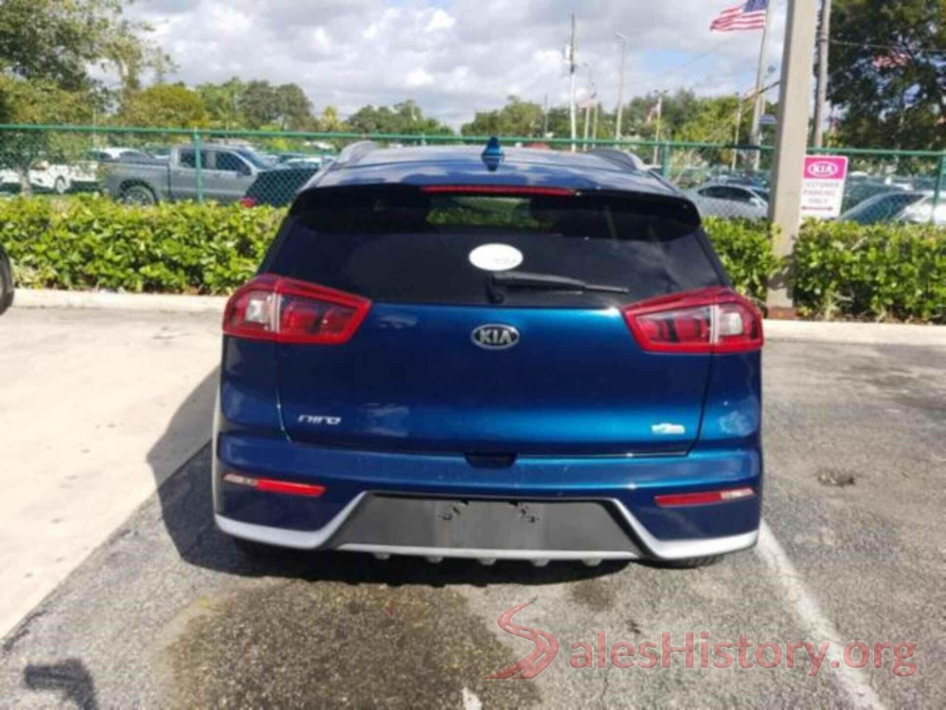 KNDCC3LC4J5121632 2018 KIA NIRO