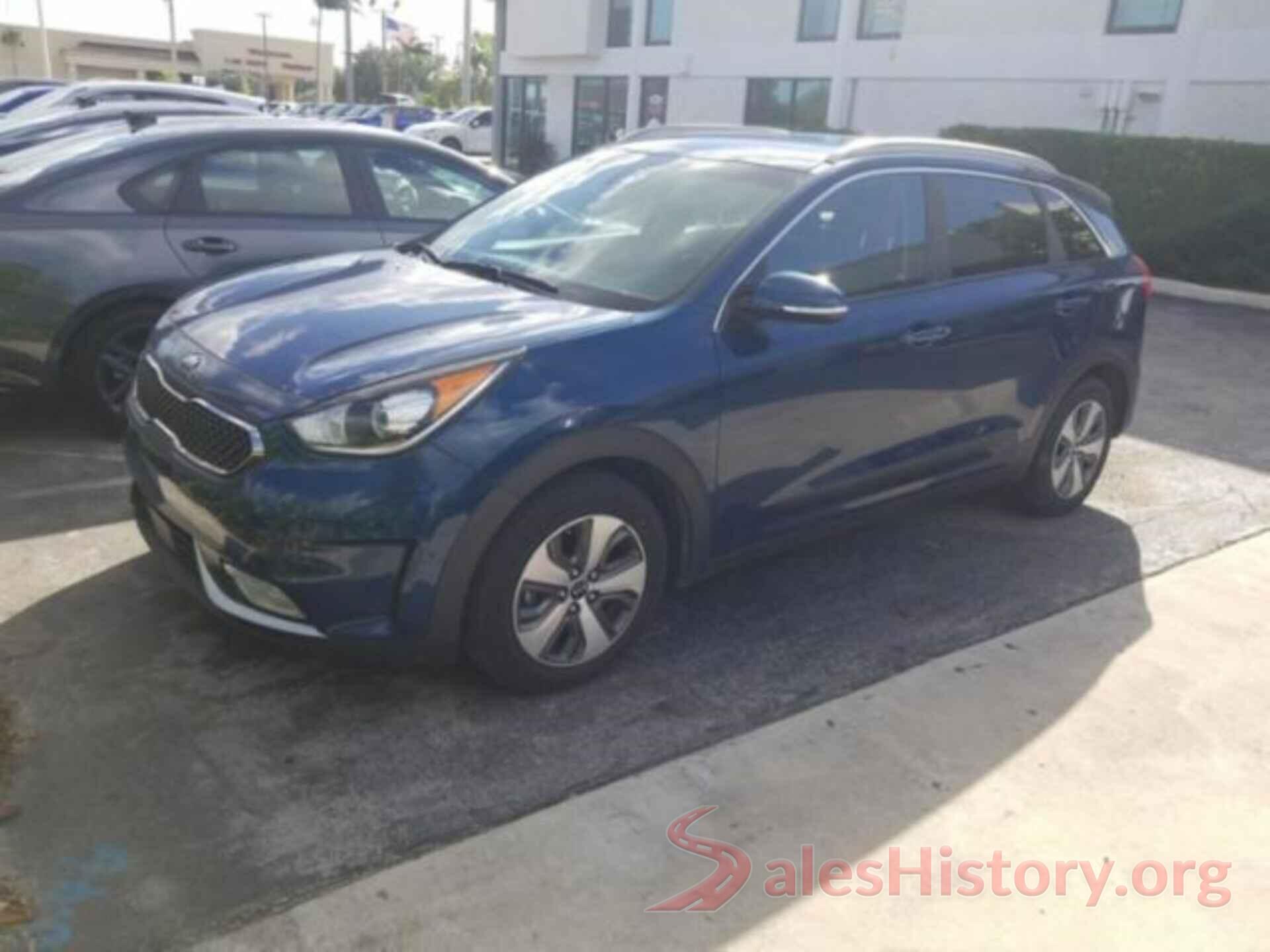 KNDCC3LC4J5121632 2018 KIA NIRO