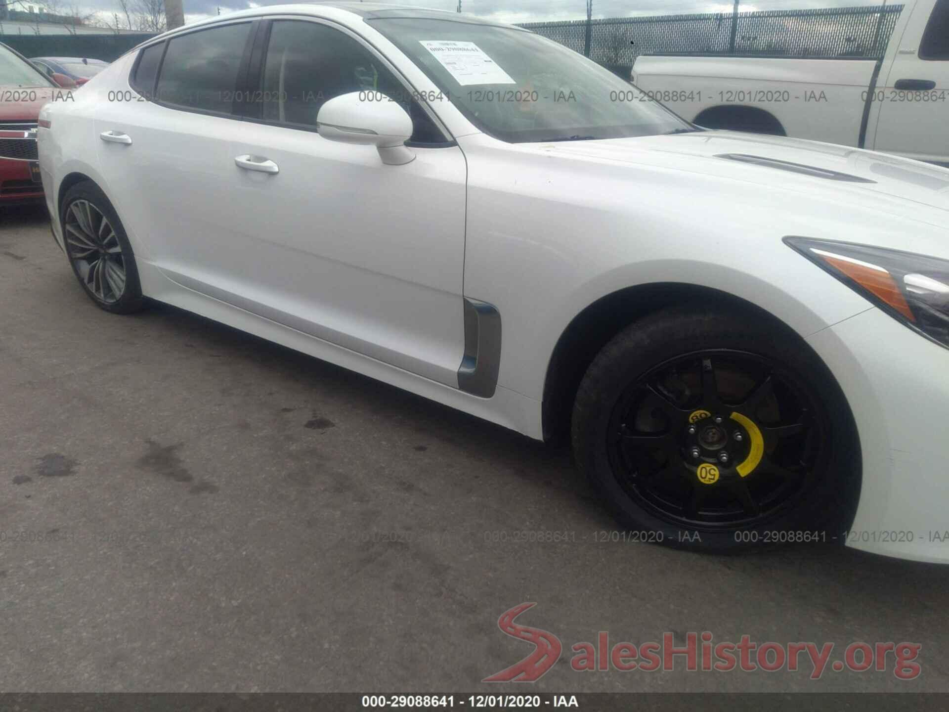 KNAE25LA9J6022740 2018 KIA STINGER