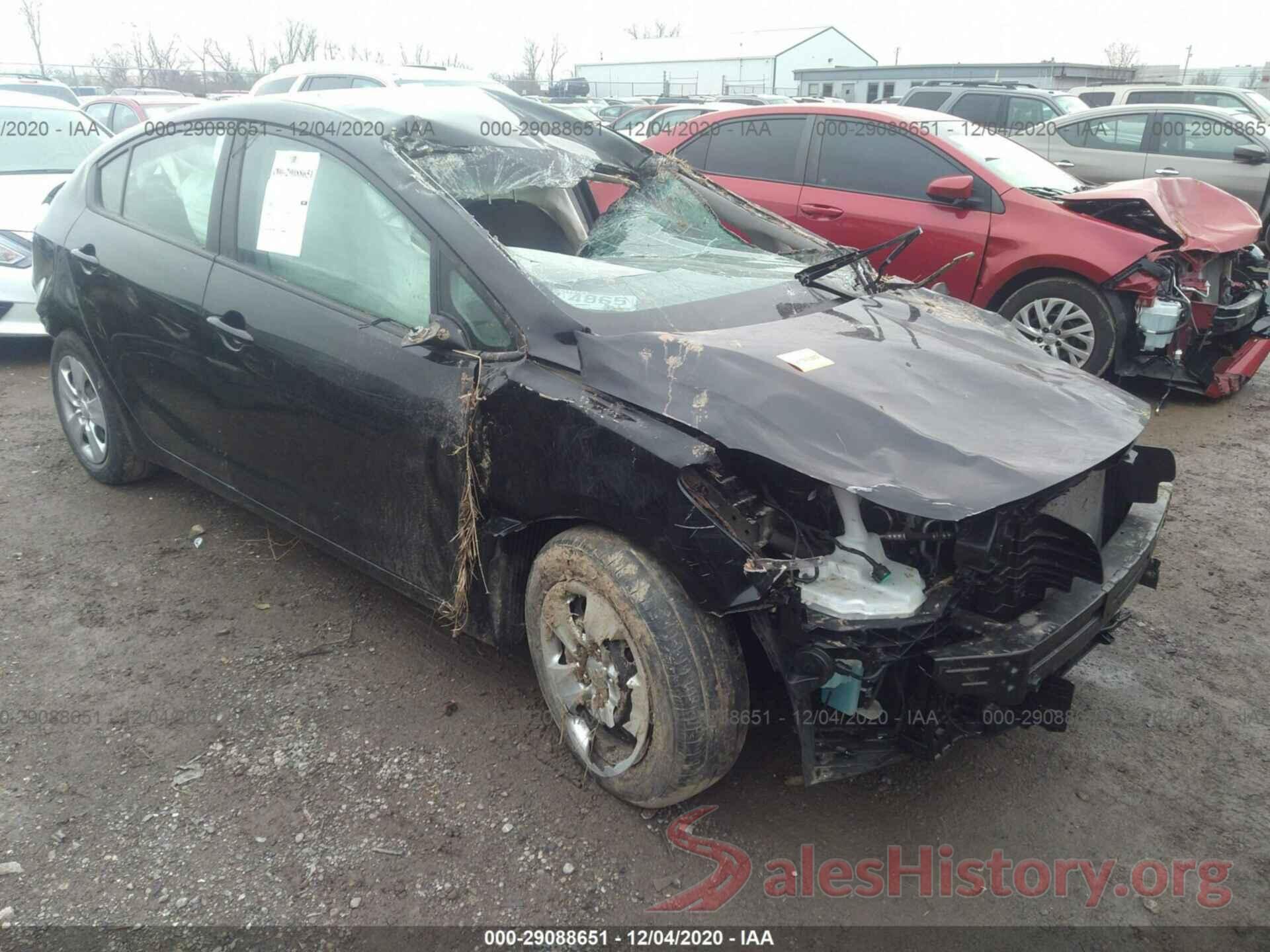 3KPFK4A70HE108211 2017 KIA FORTE