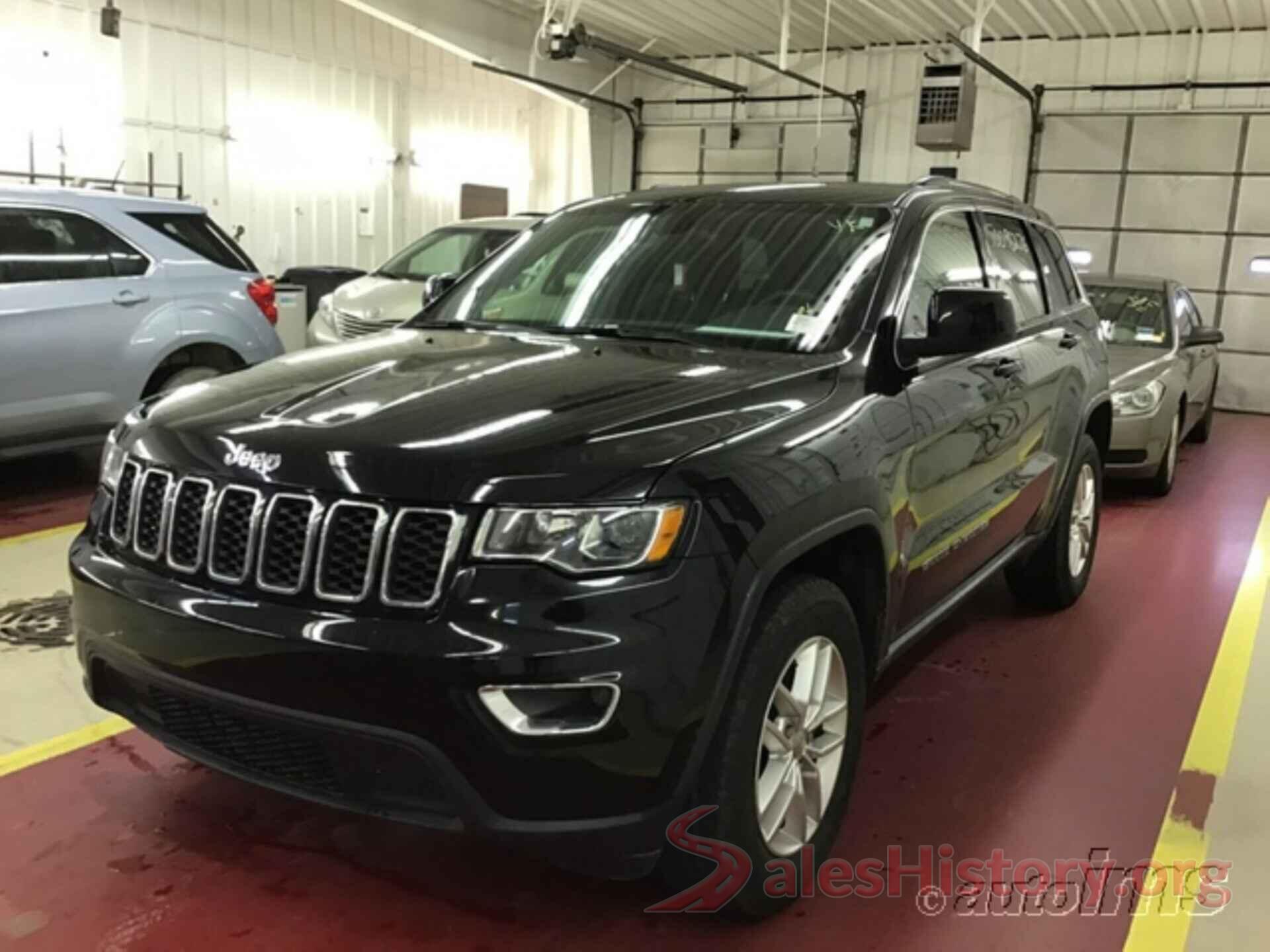 1C4RJFAG9JC342033 2018 JEEP GRAND CHEROKEE