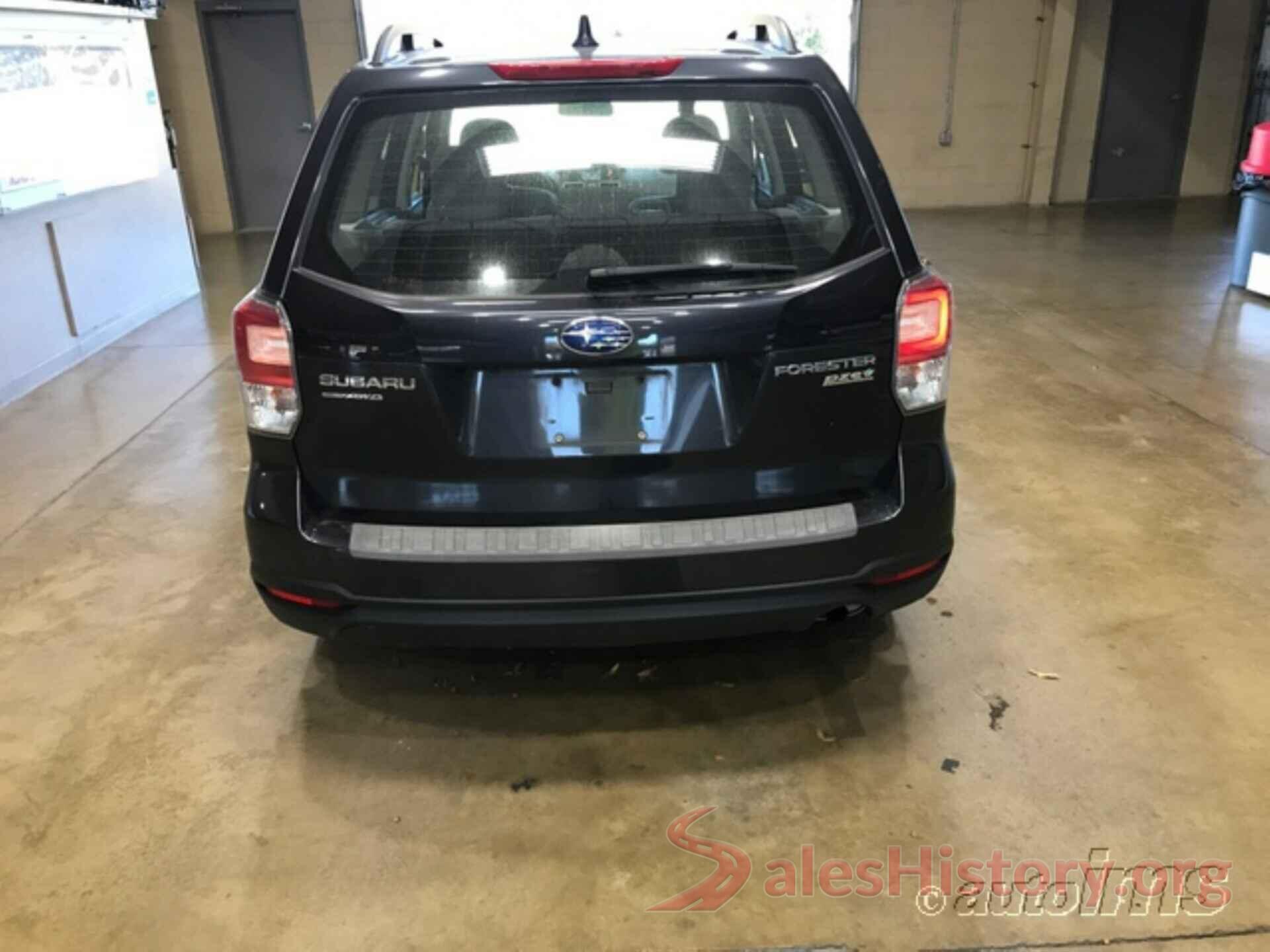 JF2SJABC3HH574254 2017 SUBARU FORESTER