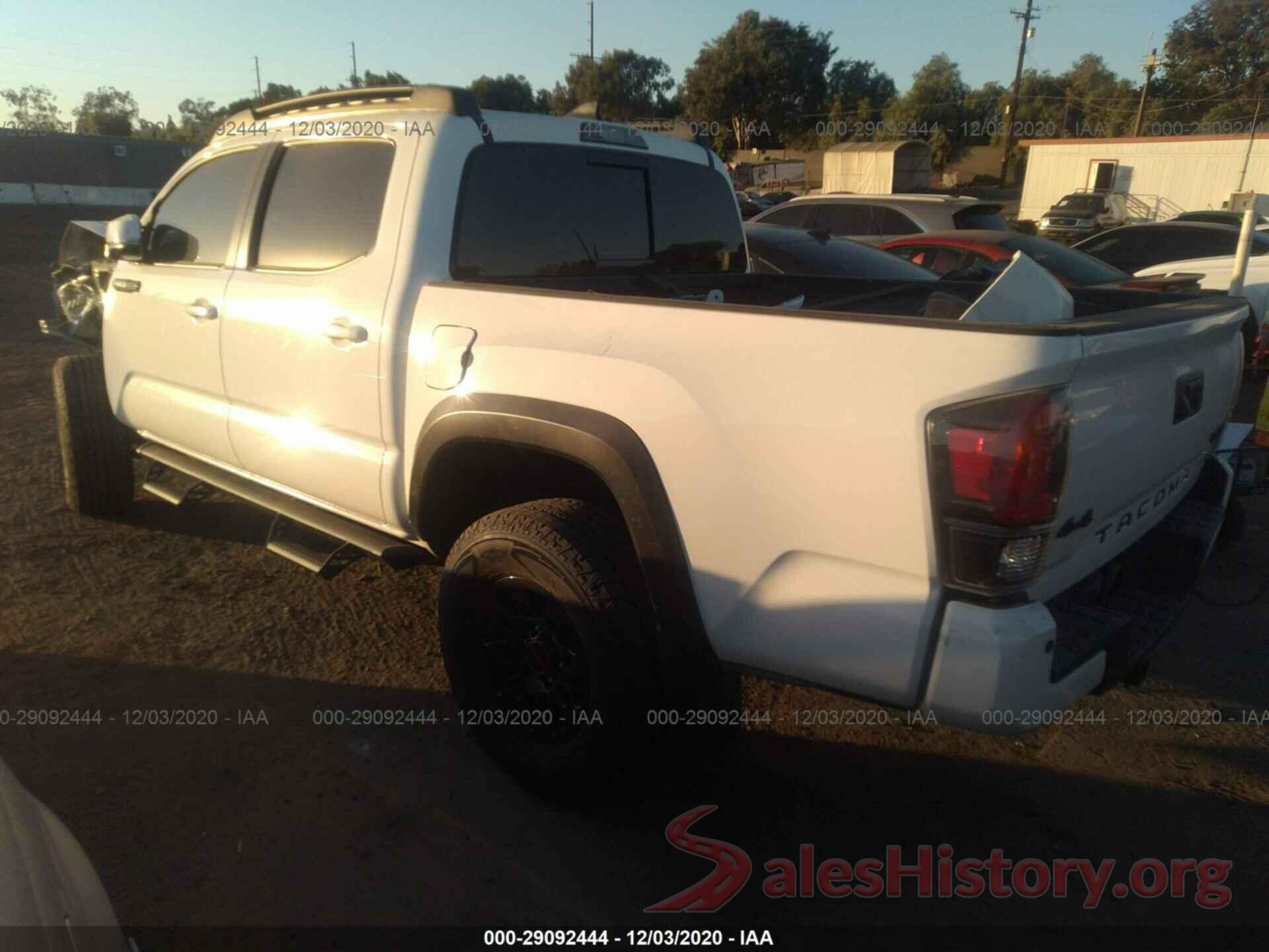 5TFCZ5AN3KX207728 2019 TOYOTA TACOMA 4WD