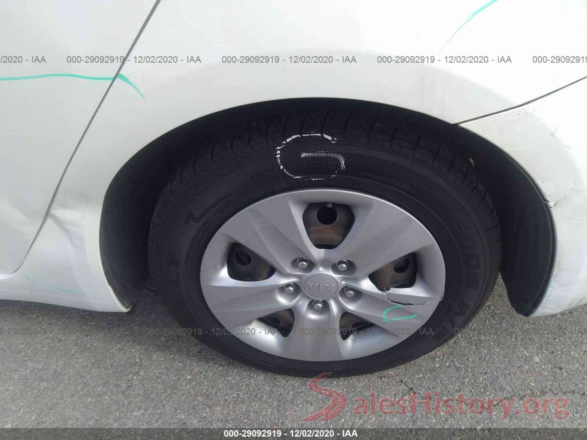 3KPFK4A70HE013406 2017 KIA FORTE