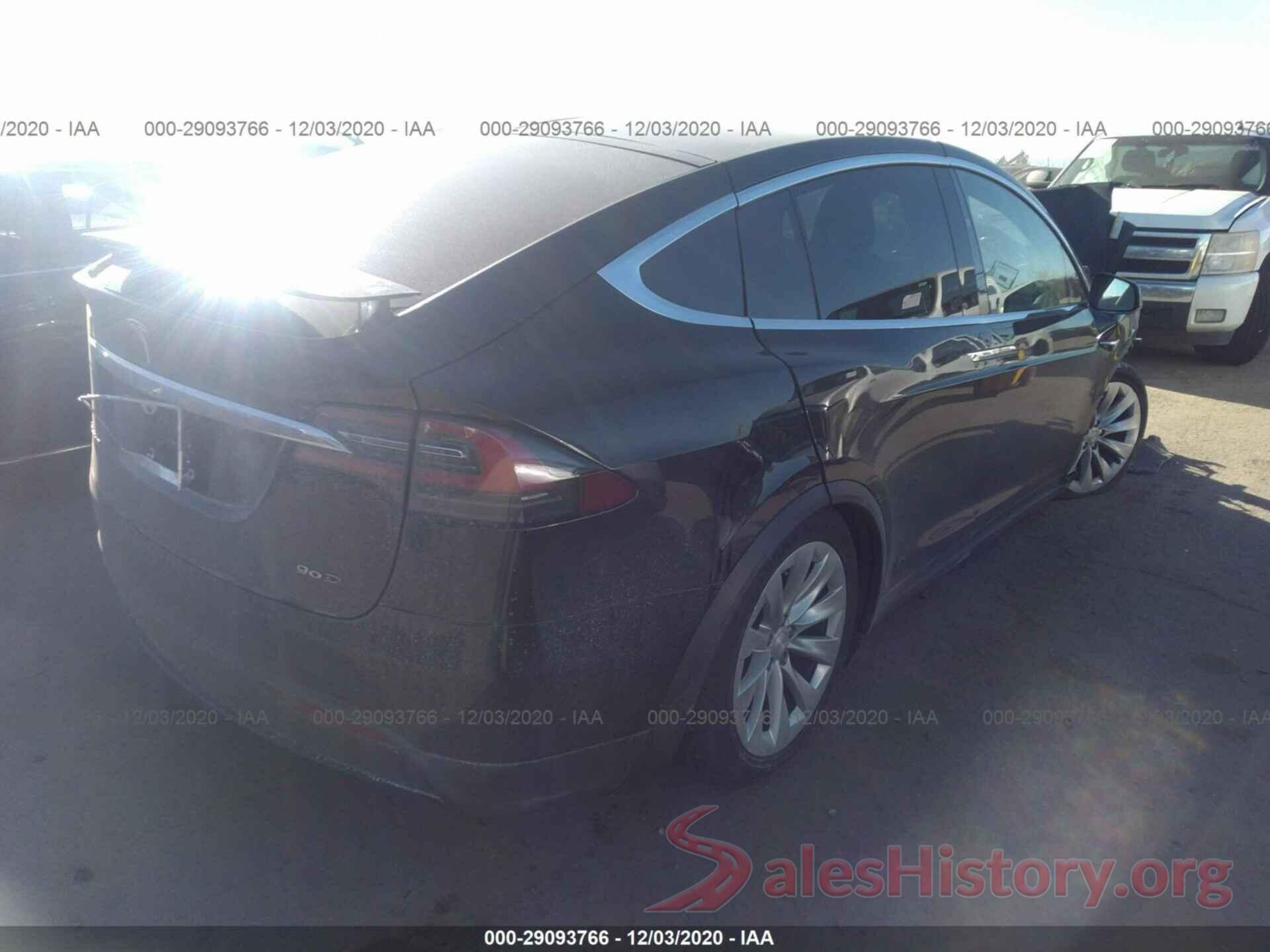 5YJXCBE2XHF047724 2017 TESLA MODEL X