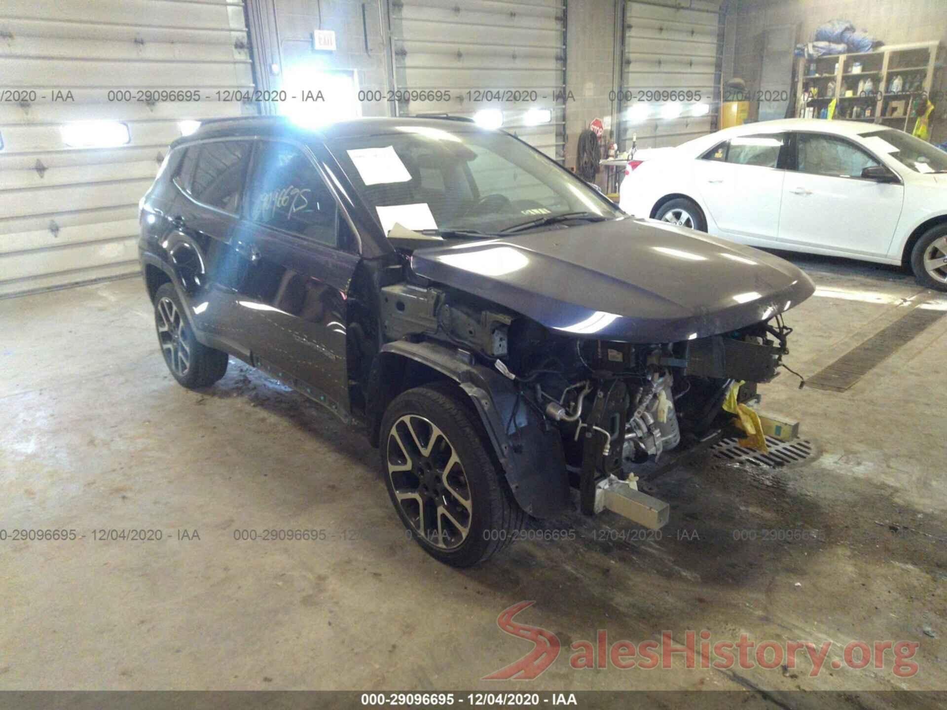 3C4NJDCBXJT101185 2018 JEEP COMPASS