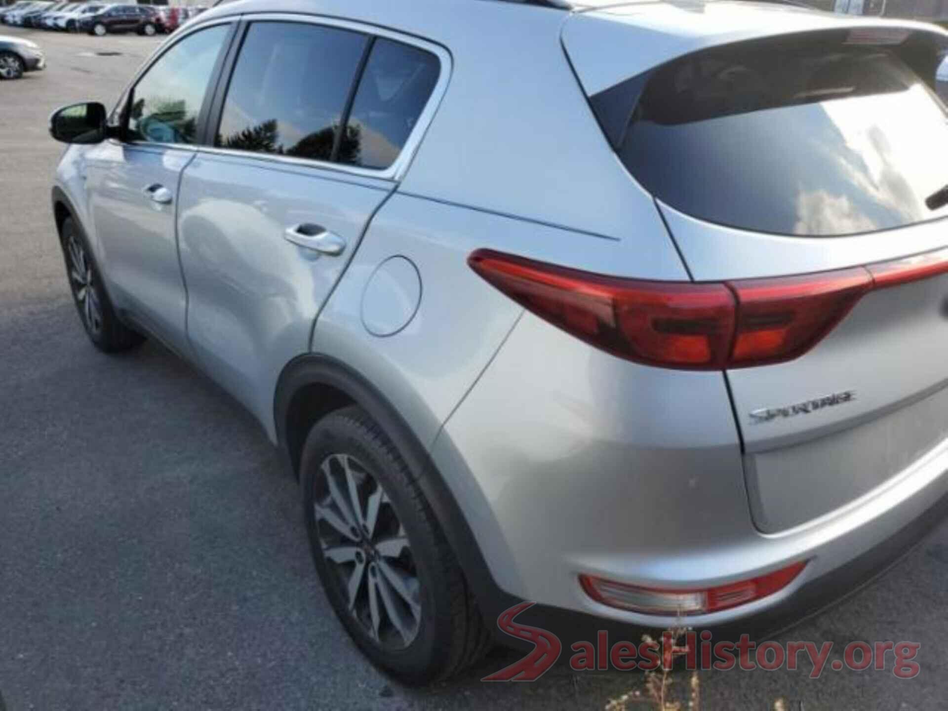 KNDPNCAC7J7354214 2018 KIA SPORTAGE