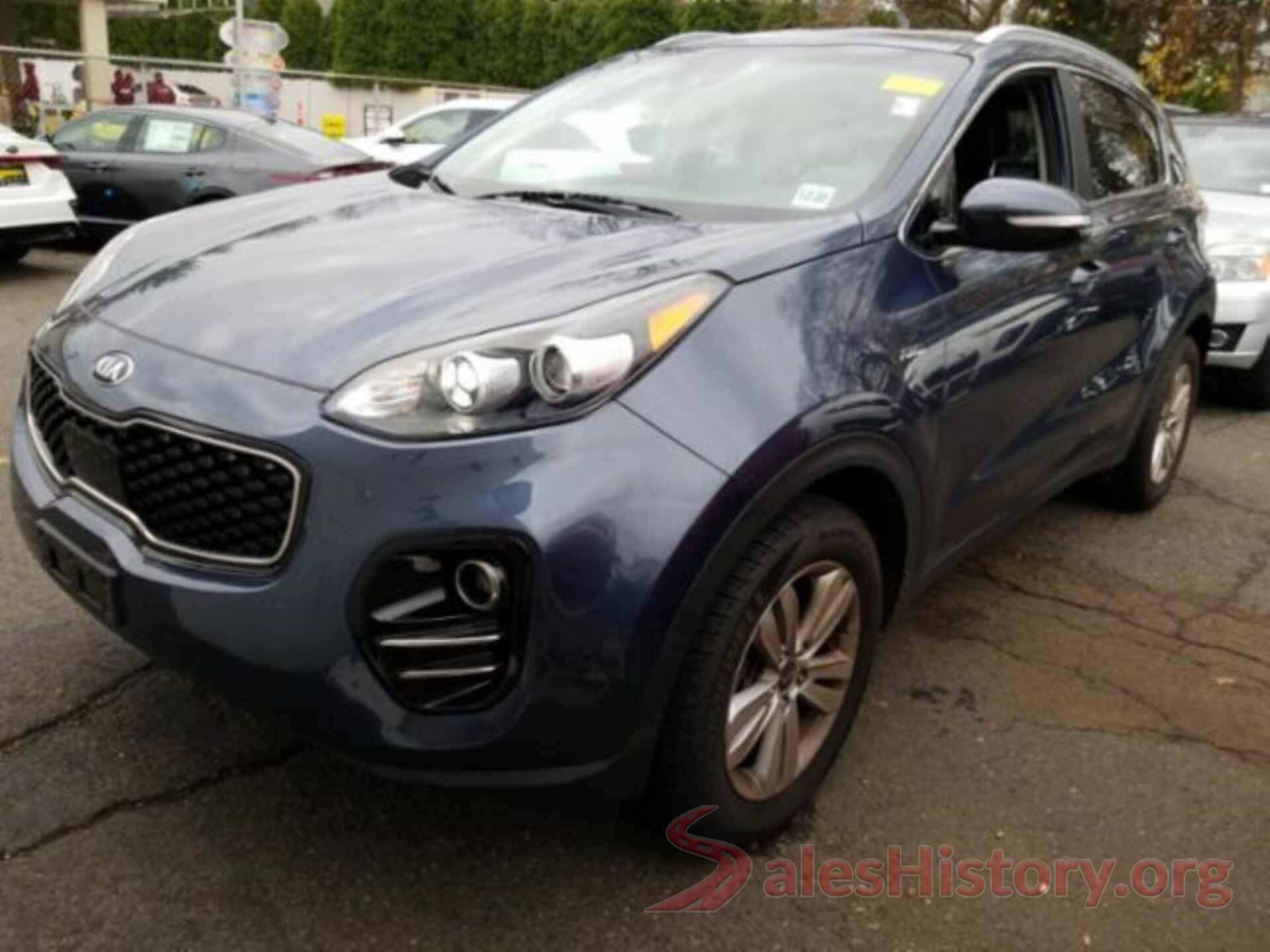 KNDPMCAC4J7413075 2018 KIA SPORTAGE