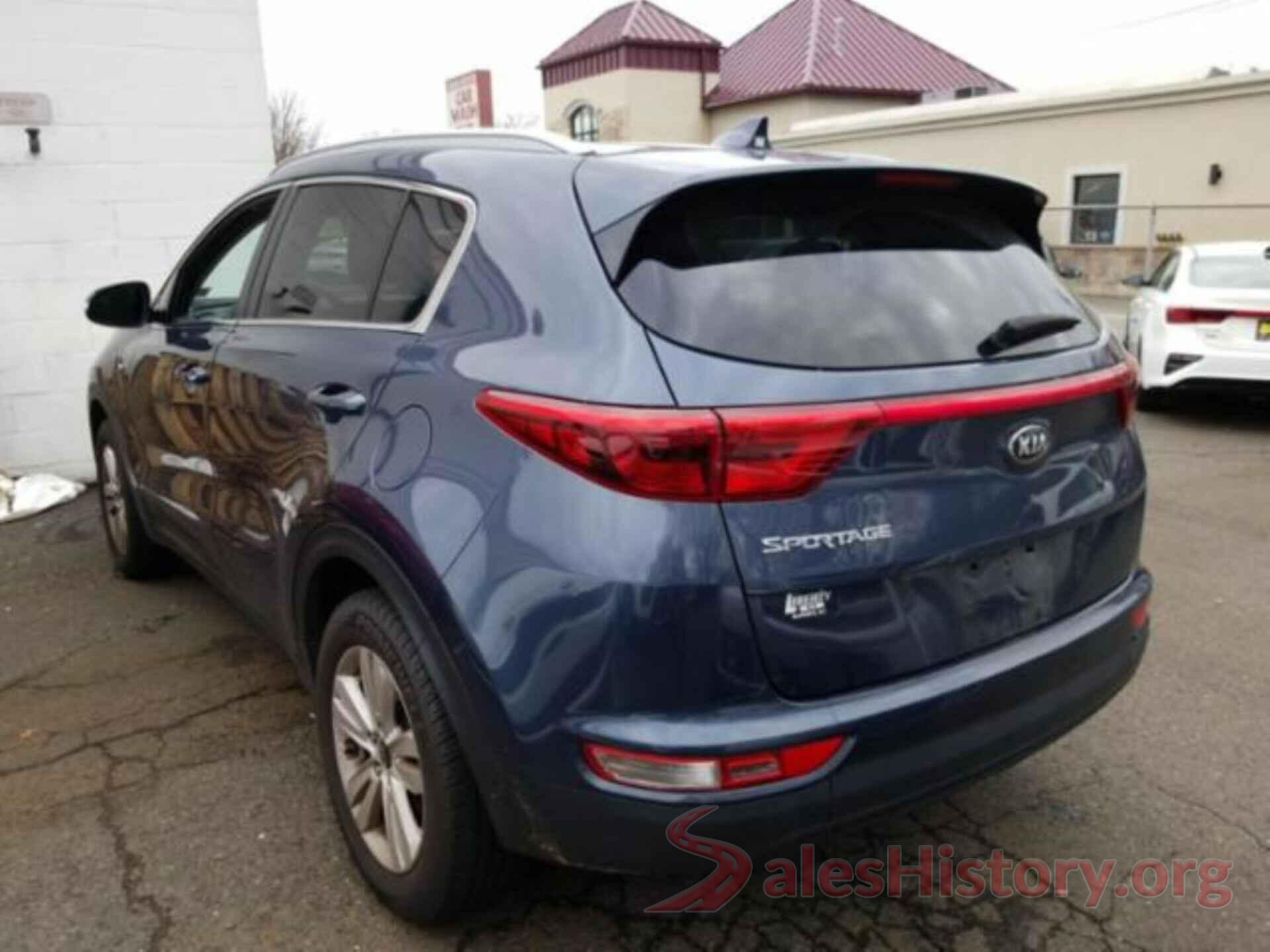 KNDPMCAC4J7413075 2018 KIA SPORTAGE