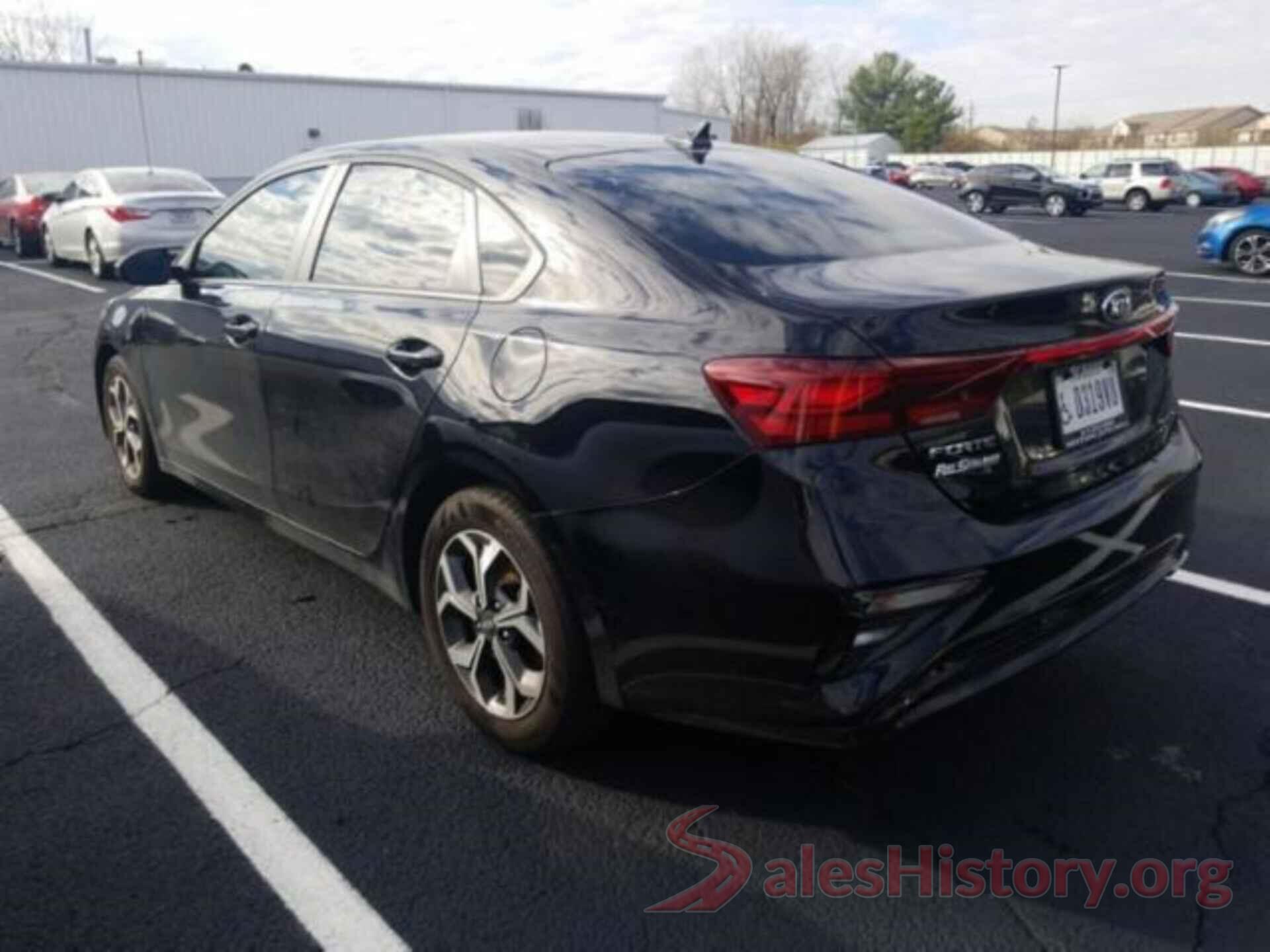 3KPF24AD7KE066181 2019 KIA FORTE