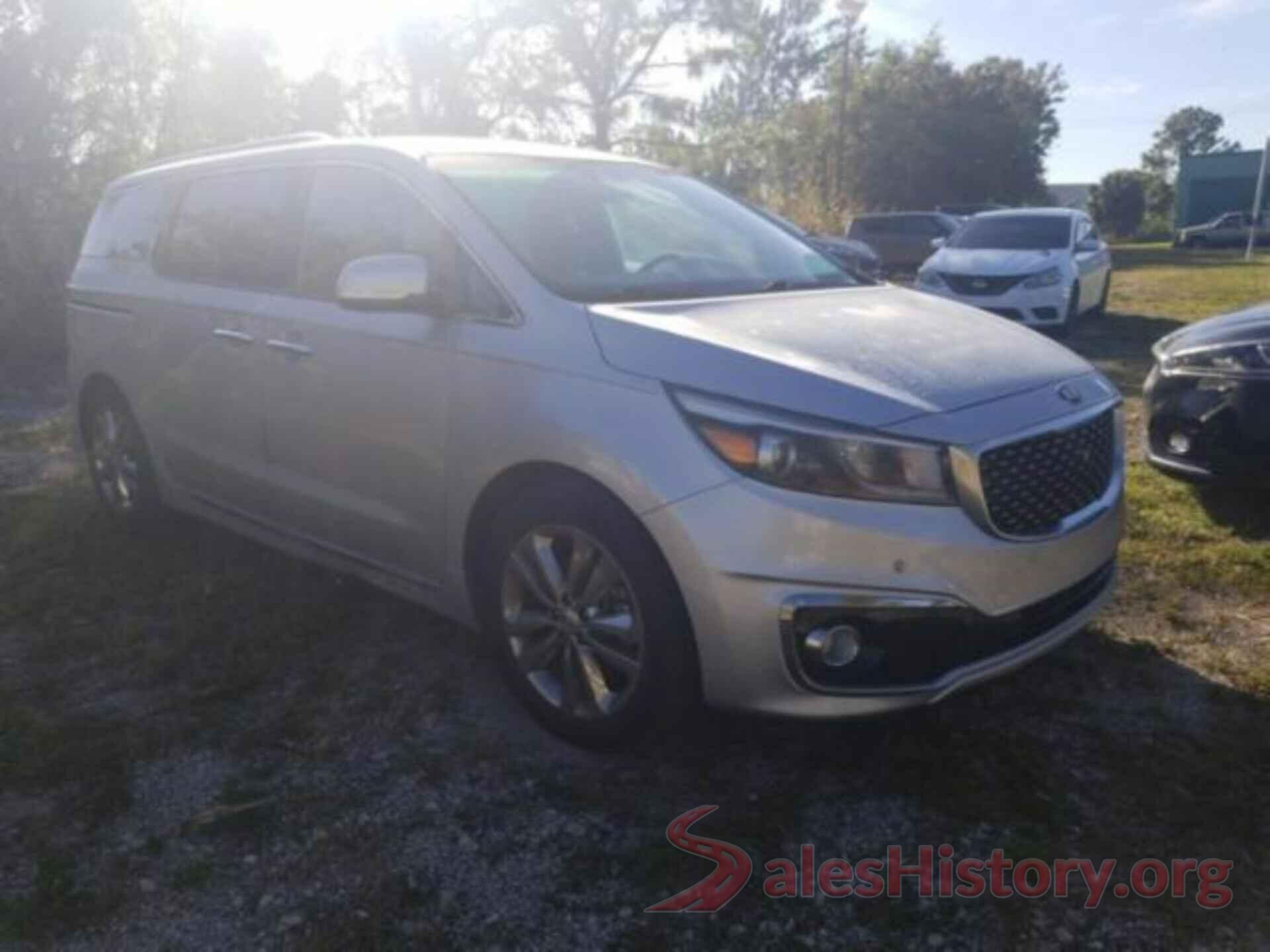 KNDME5C1XJ6356068 2018 KIA SEDONA