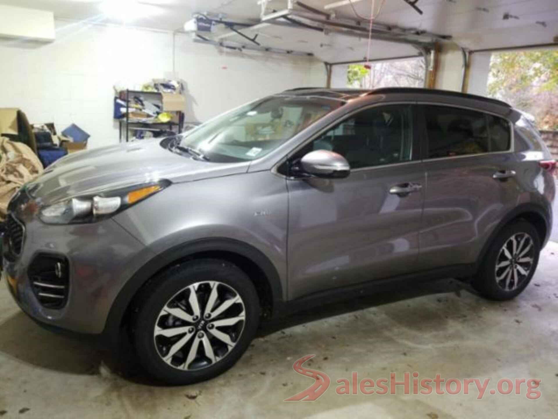 KNDPNCAC5J7358276 2018 KIA SPORTAGE