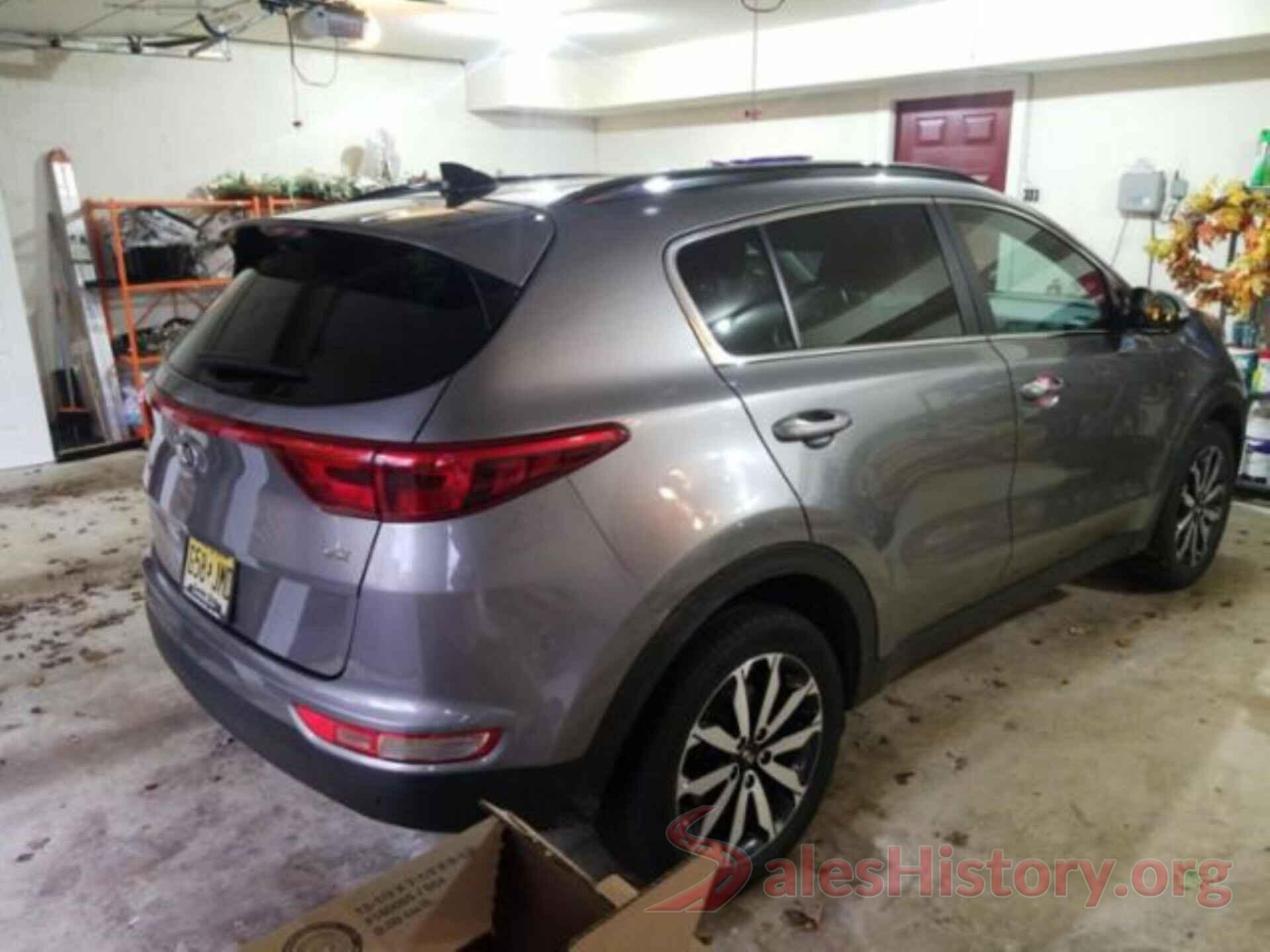 KNDPNCAC5J7358276 2018 KIA SPORTAGE