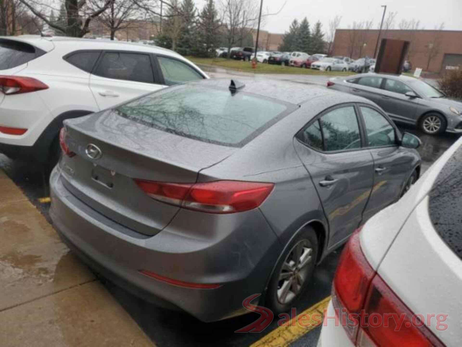 5NPD84LF1JH310129 2018 HYUNDAI ELANTRA