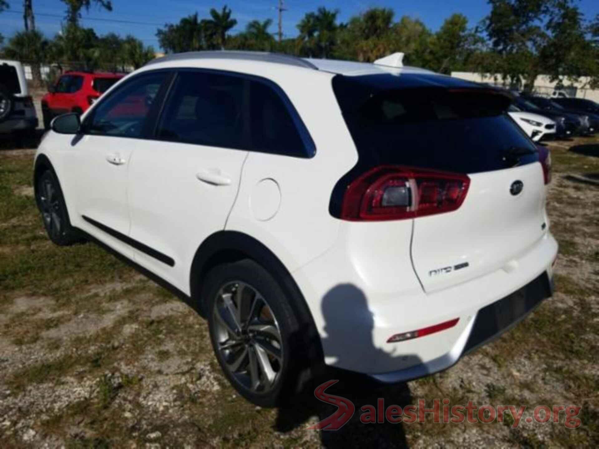 KNDCE3LC2J5108310 2018 KIA NIRO