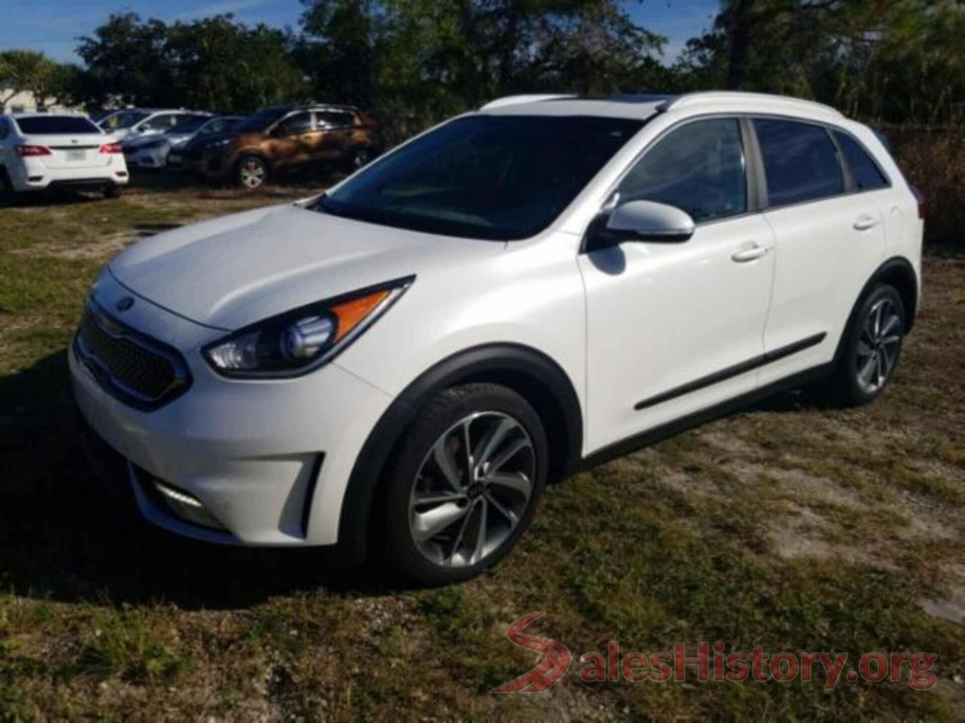 KNDCE3LC2J5108310 2018 KIA NIRO