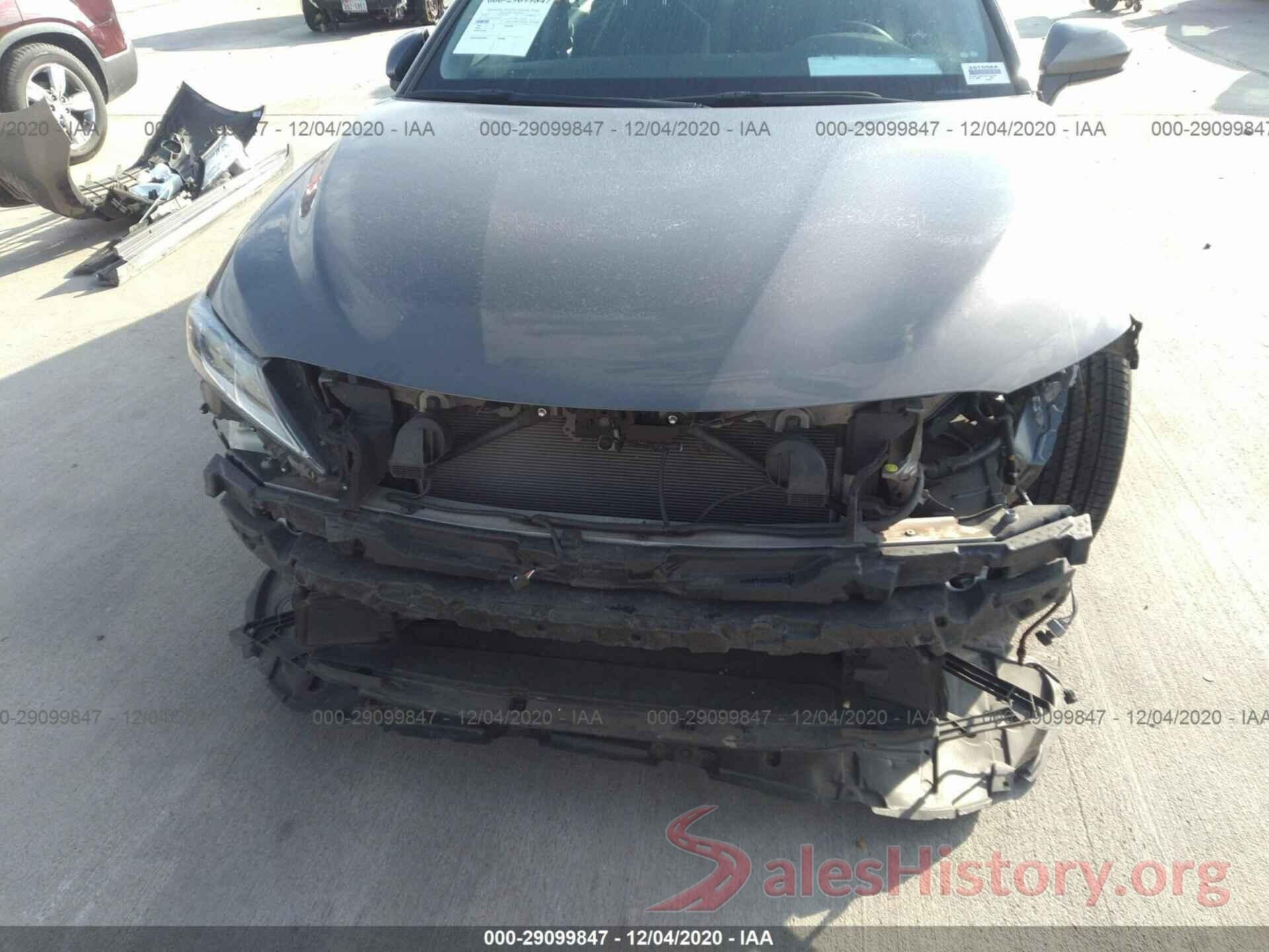 4T1B11HKXJU143724 2018 TOYOTA CAMRY