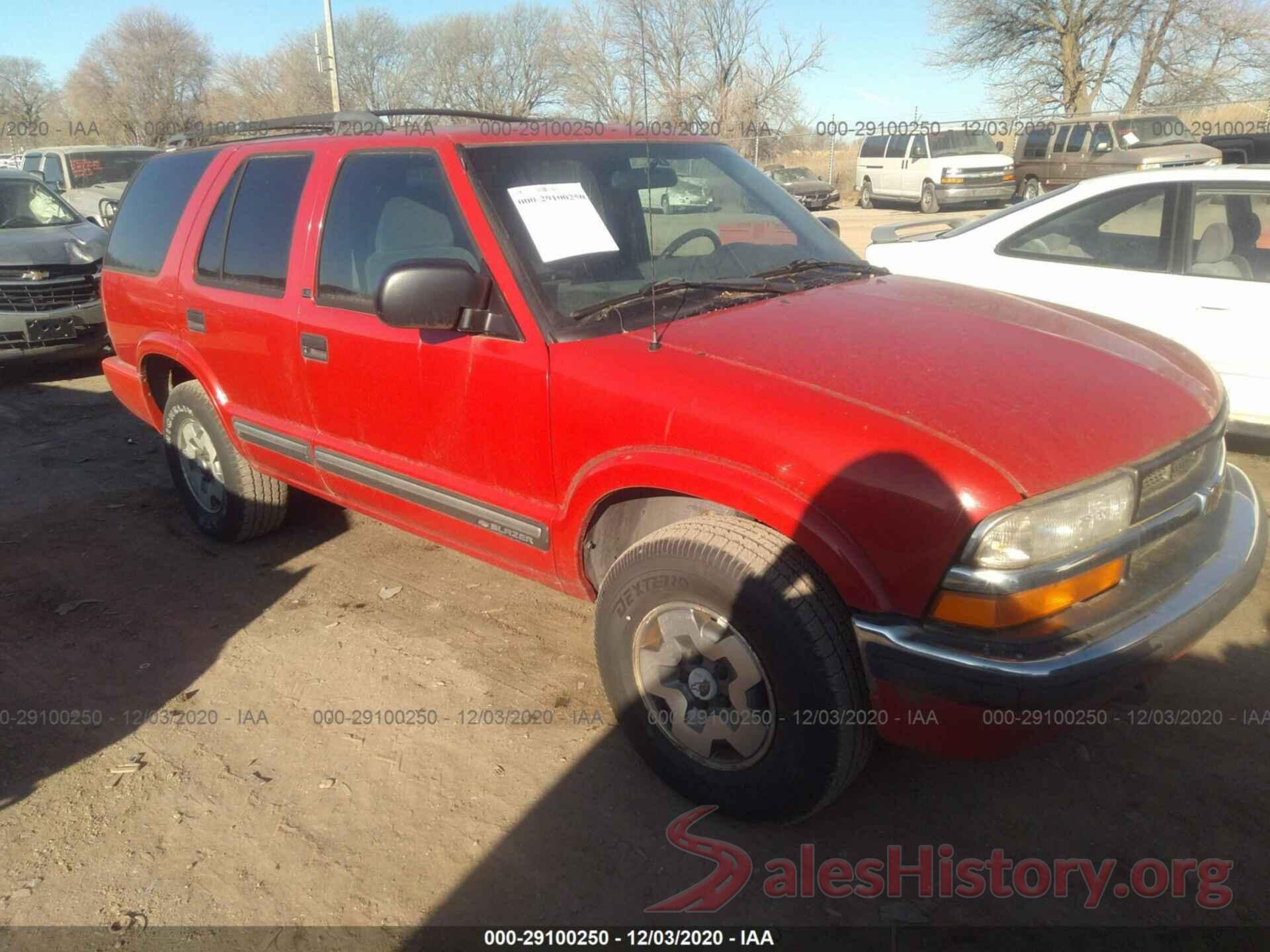 1GNDT13W3Y2316806 2000 CHEVROLET BLAZER