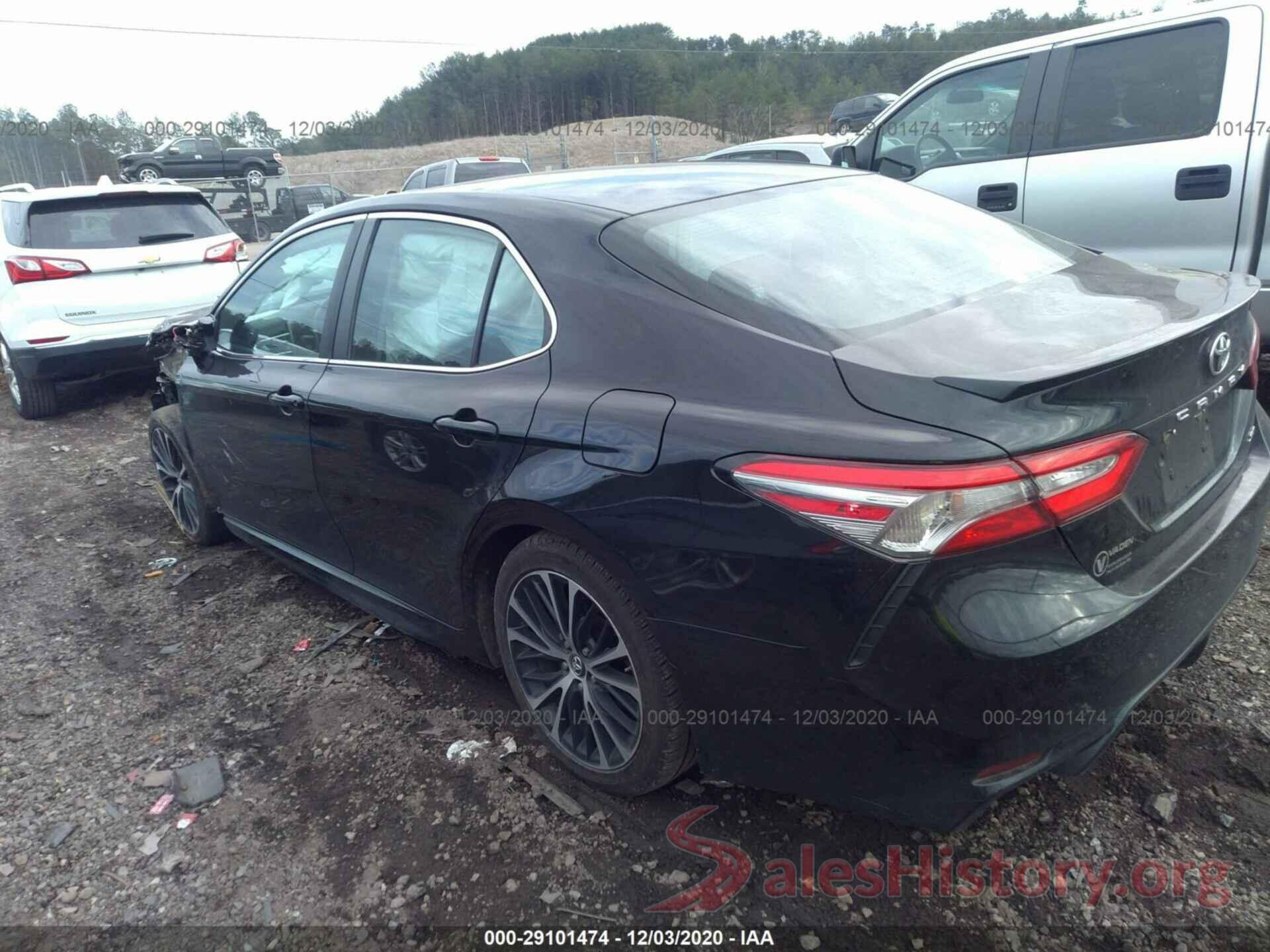 4T1B11HK7JU561710 2018 TOYOTA CAMRY