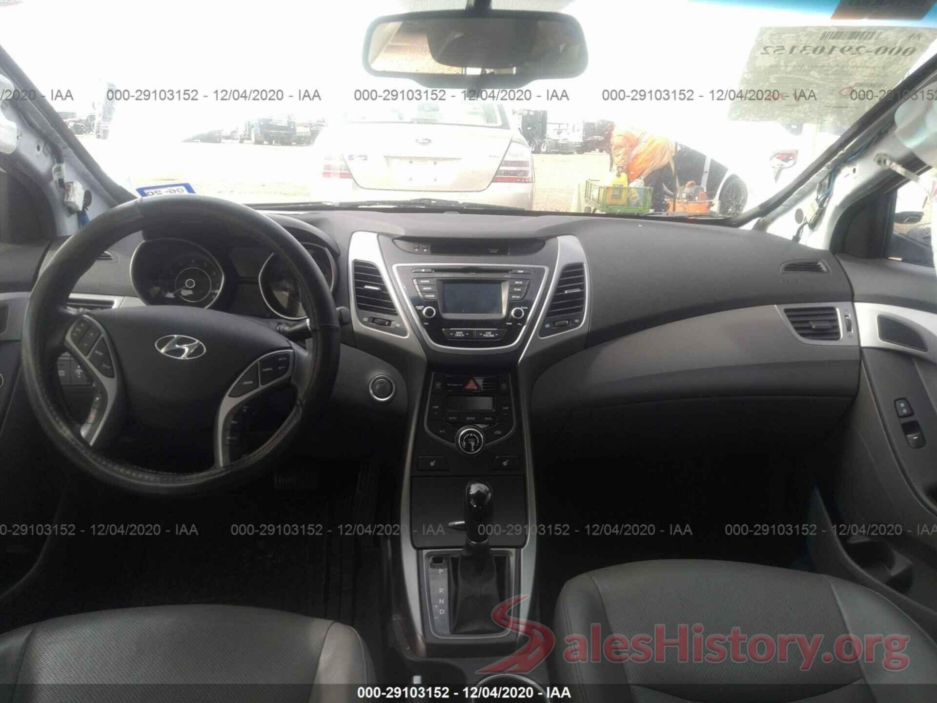 5NPDH4AE8GH774165 2016 HYUNDAI ELANTRA