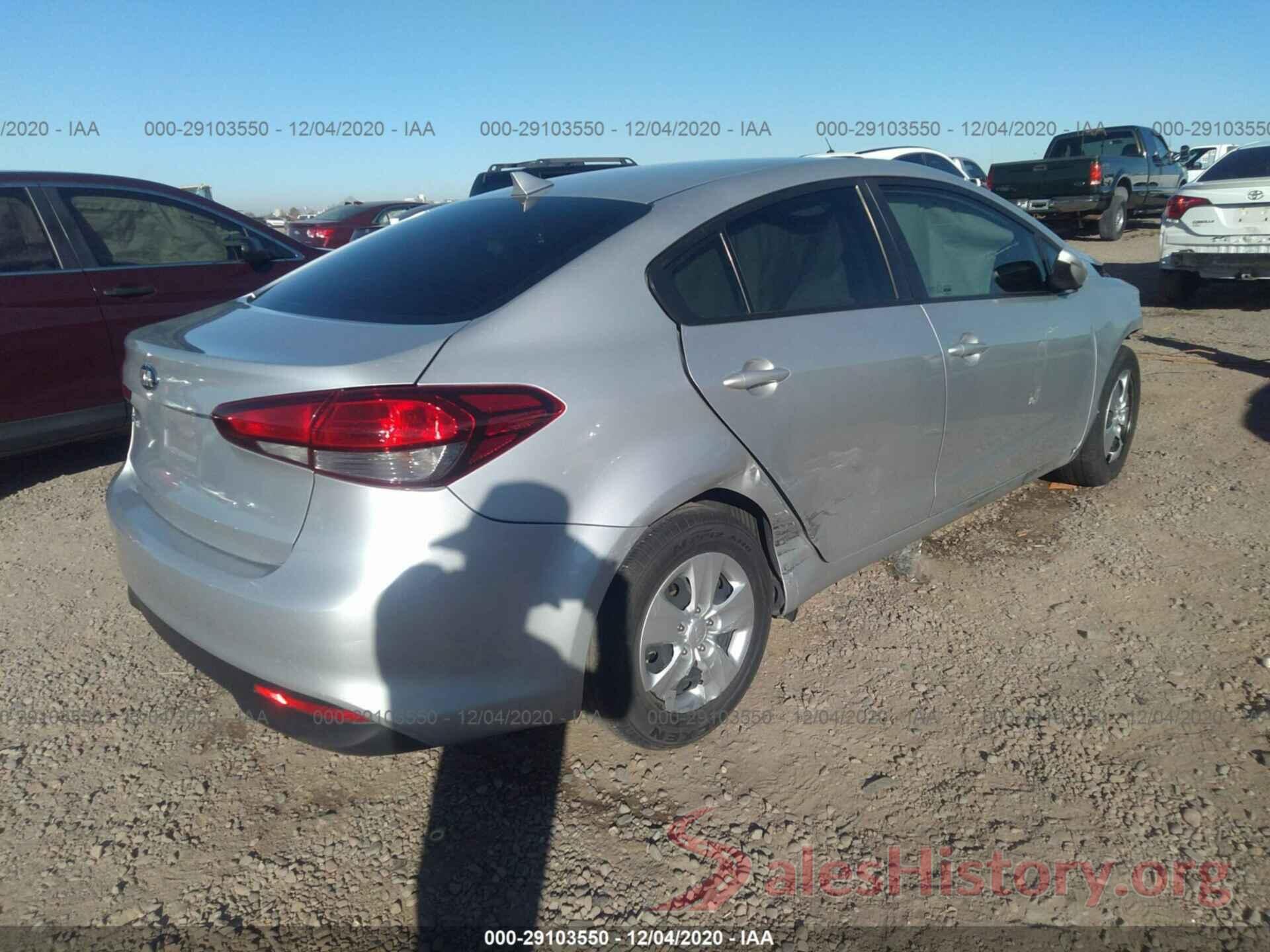 3KPFK4A7XHE018788 2017 KIA FORTE