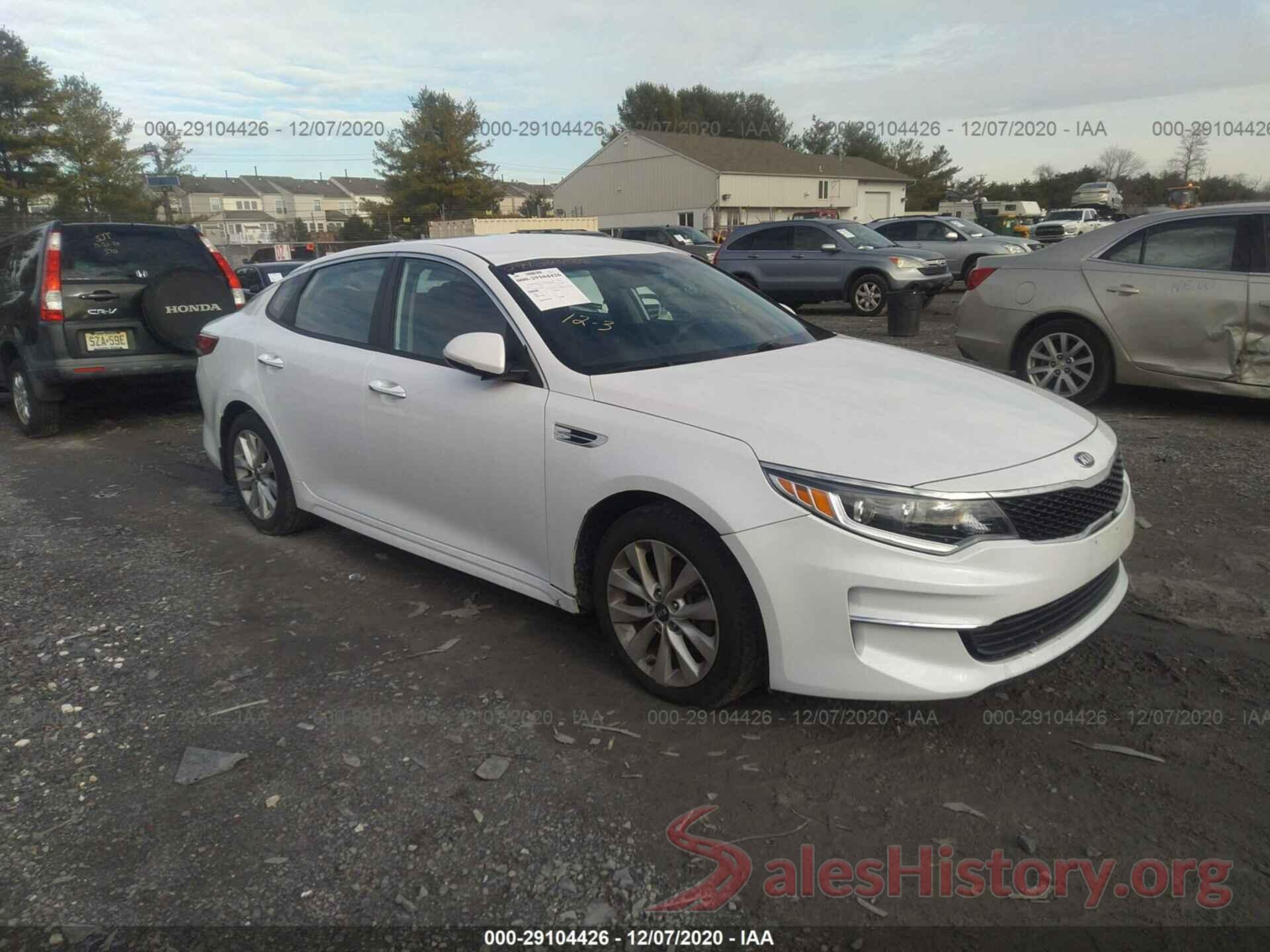 5XXGT4L30JG264774 2018 KIA OPTIMA