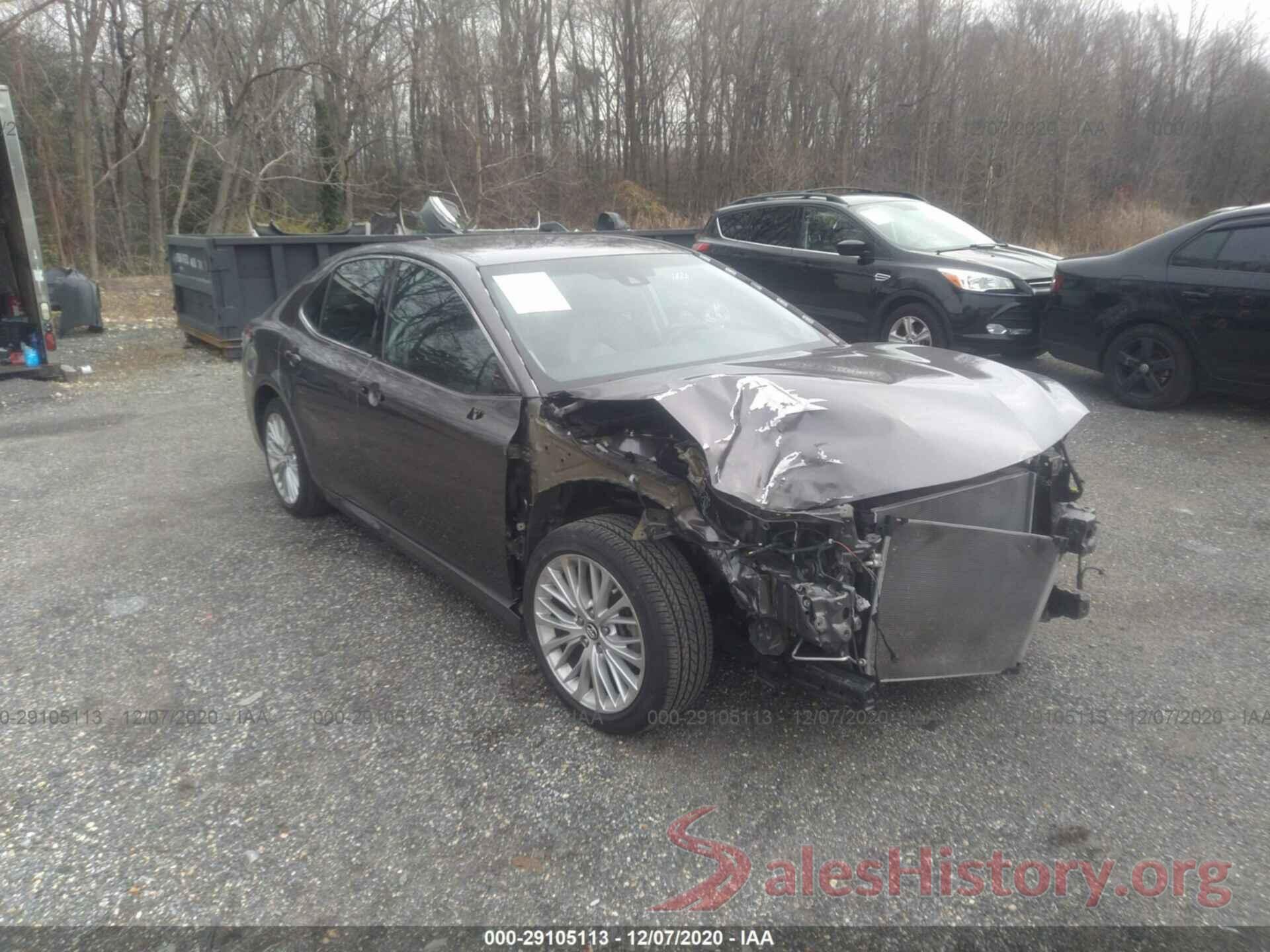 4T1B11HK6JU027128 2018 TOYOTA CAMRY