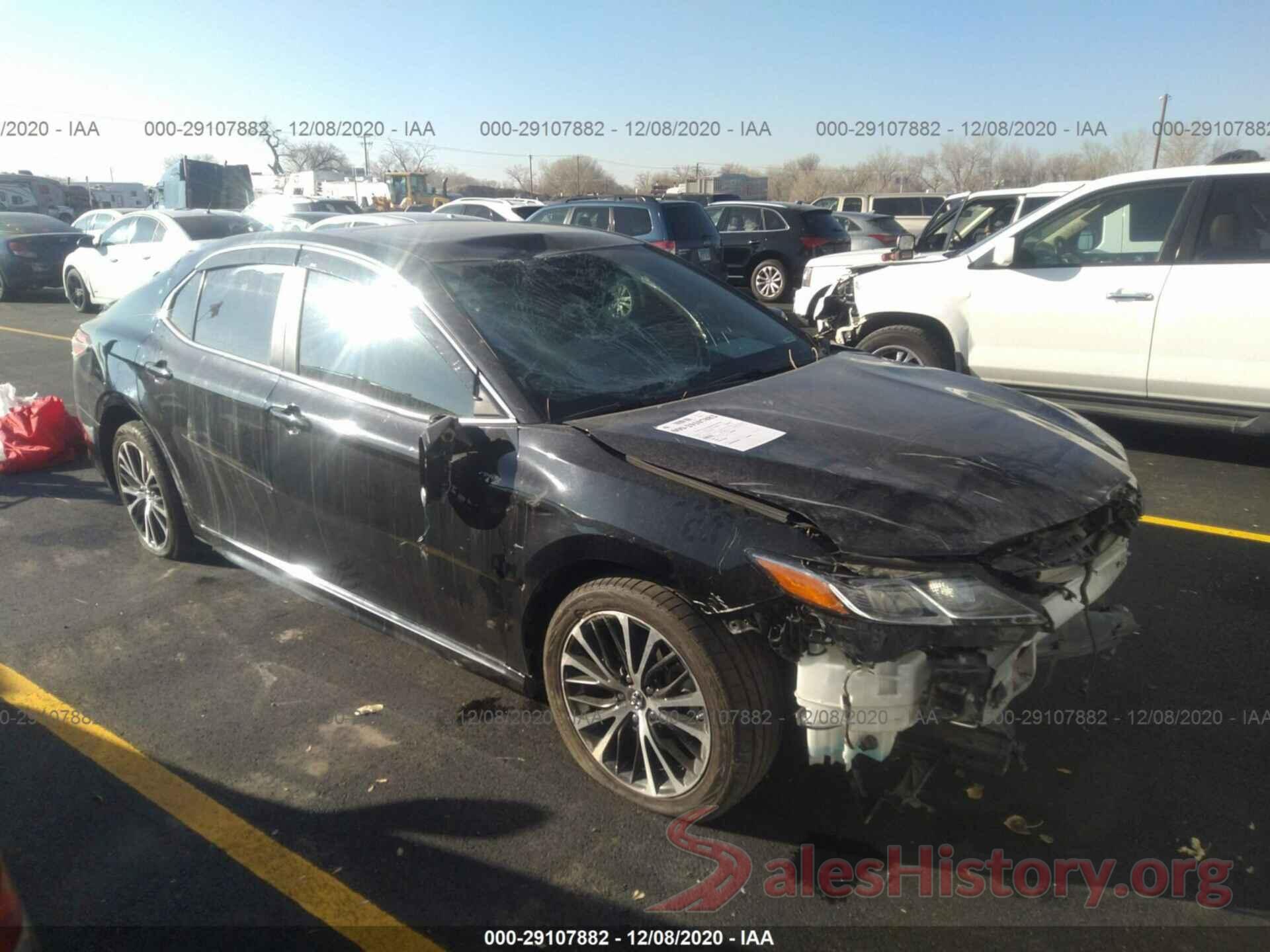 4T1B11HK5JU015116 2018 TOYOTA CAMRY