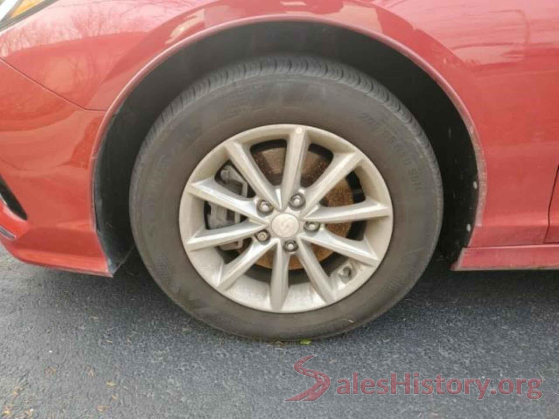 5NPE24AF0JH623617 2018 HYUNDAI SONATA