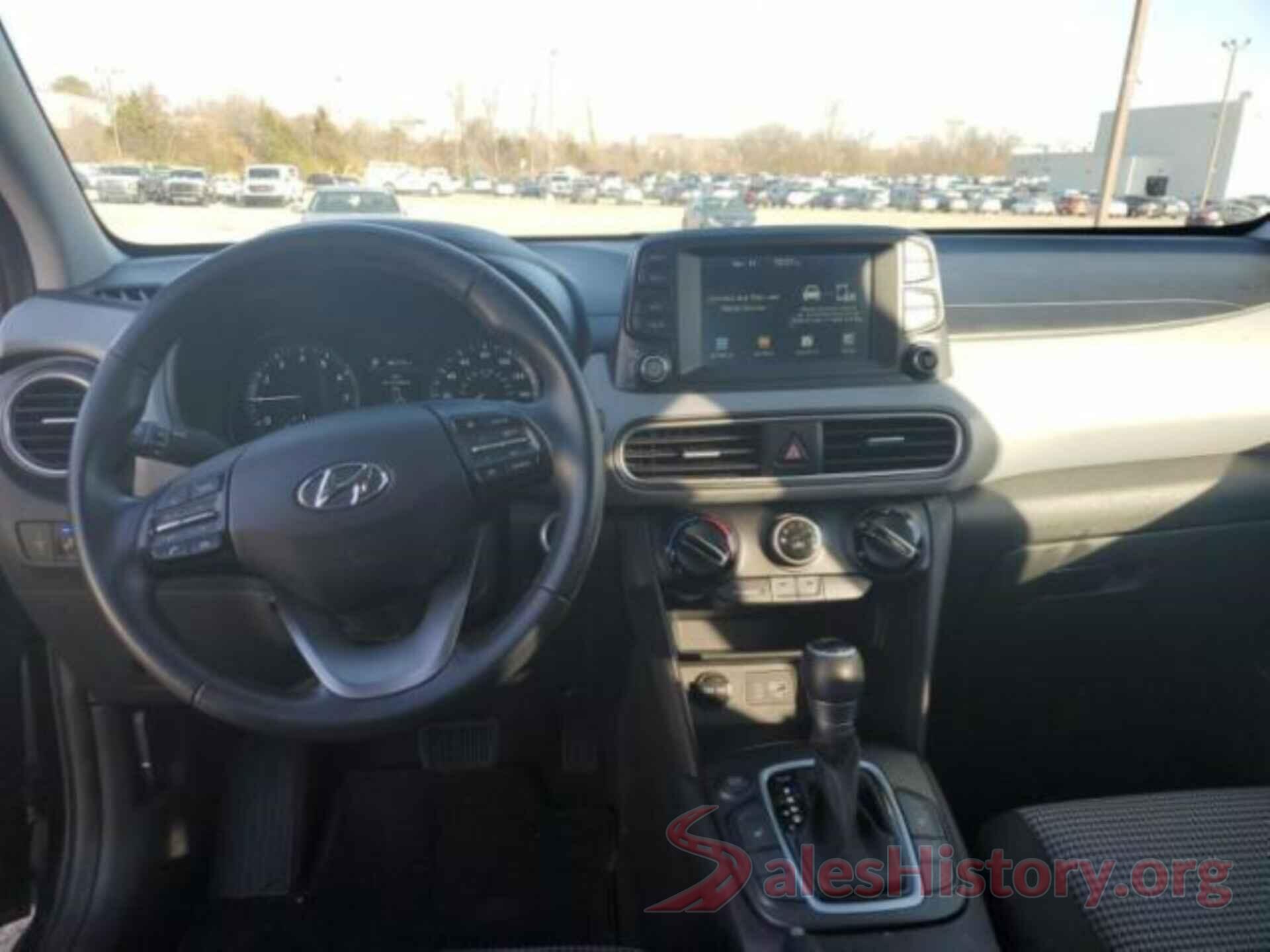 KM8K22AA4JU080608 2018 HYUNDAI KONA