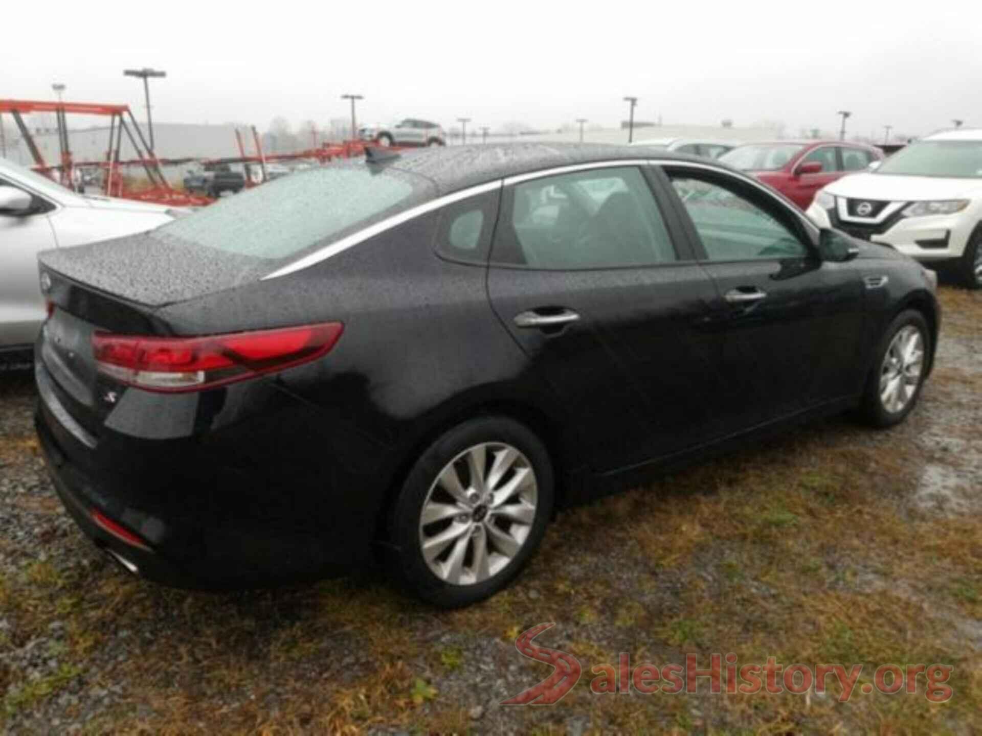 5XXGT4L36JG234520 2018 KIA OPTIMA