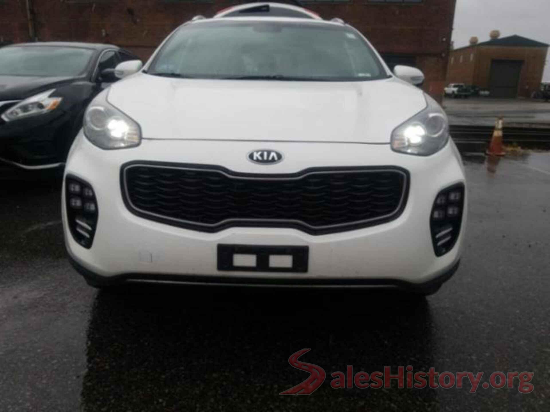 KNDPNCAC9J7451057 2018 KIA SPORTAGE