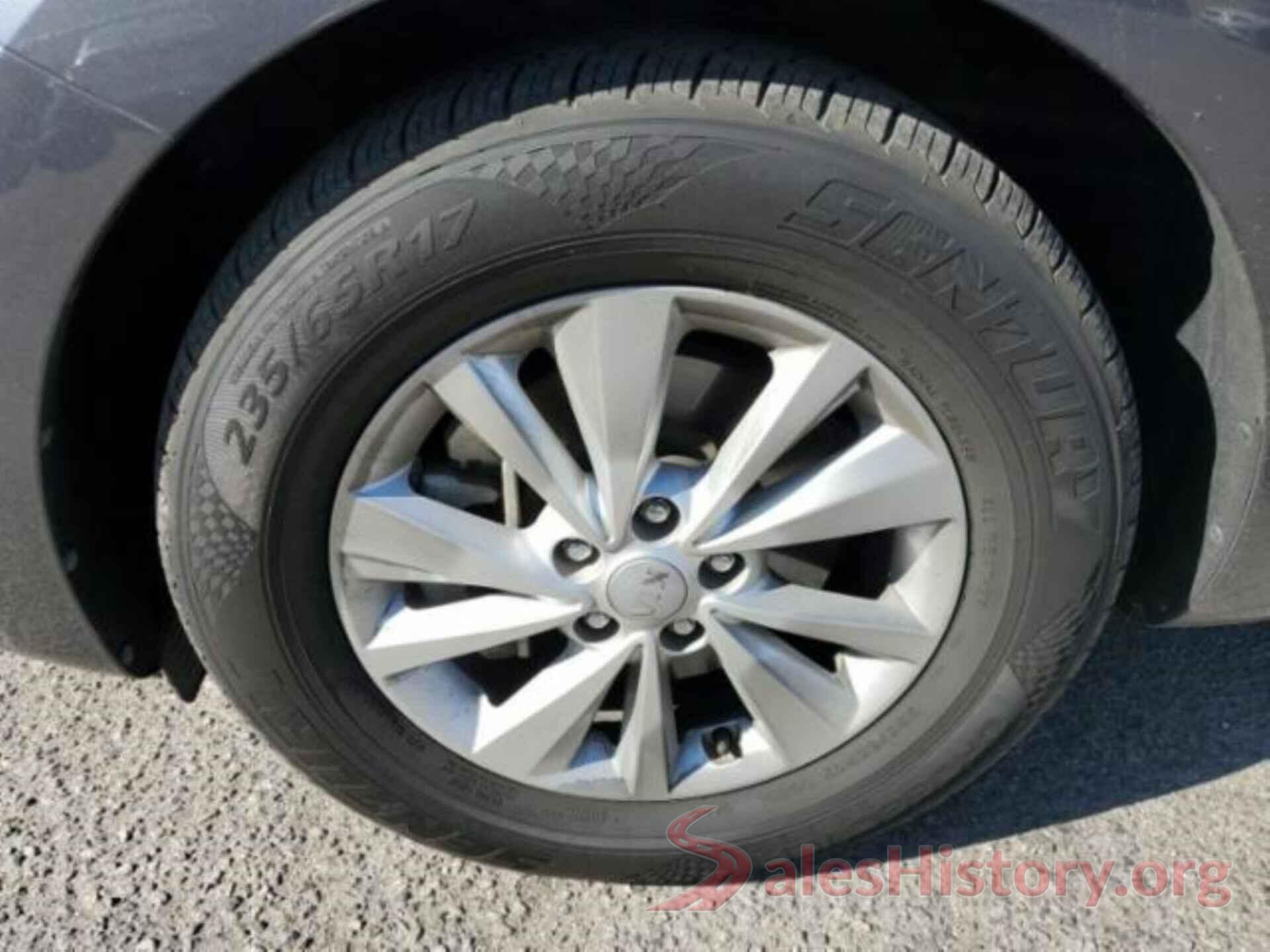 KNDMB5C10H6301938 2017 KIA SEDONA