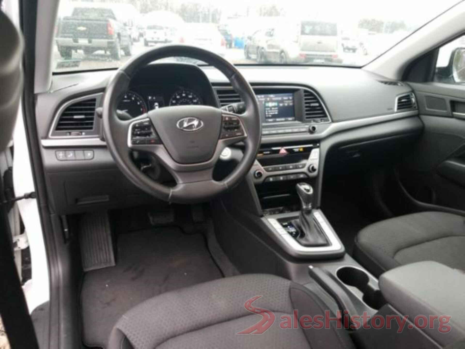 5NPD84LF3JH246935 2018 HYUNDAI ELANTRA