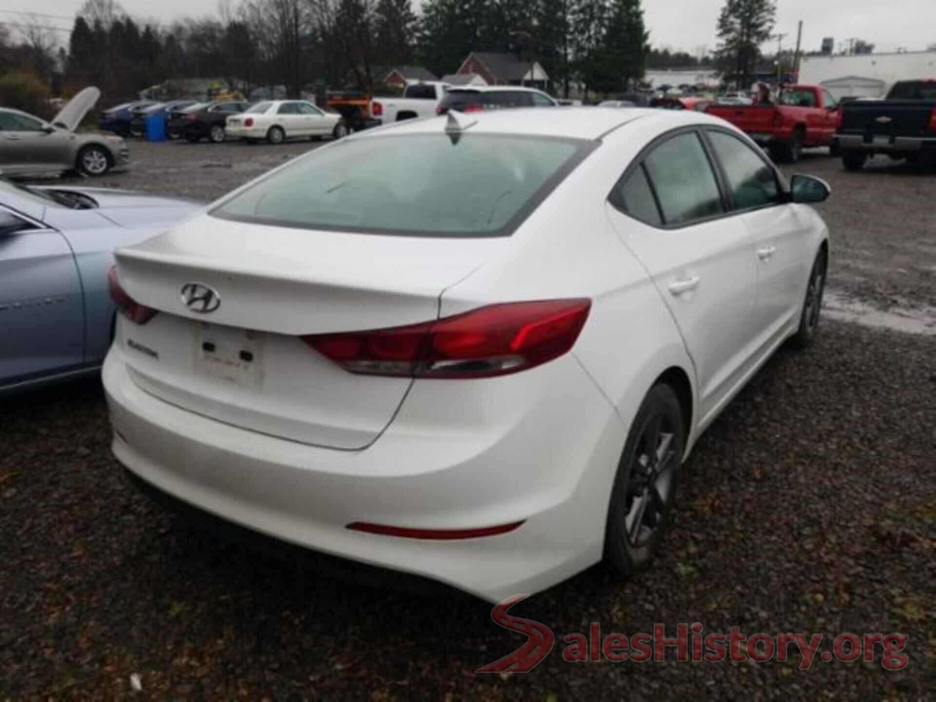 5NPD84LF3JH246935 2018 HYUNDAI ELANTRA