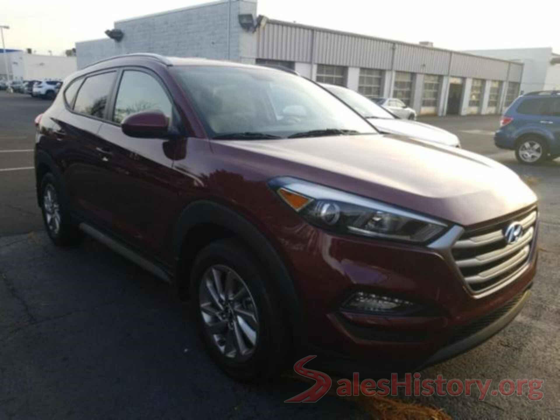 KM8J3CA44HU485970 2017 HYUNDAI TUCSON