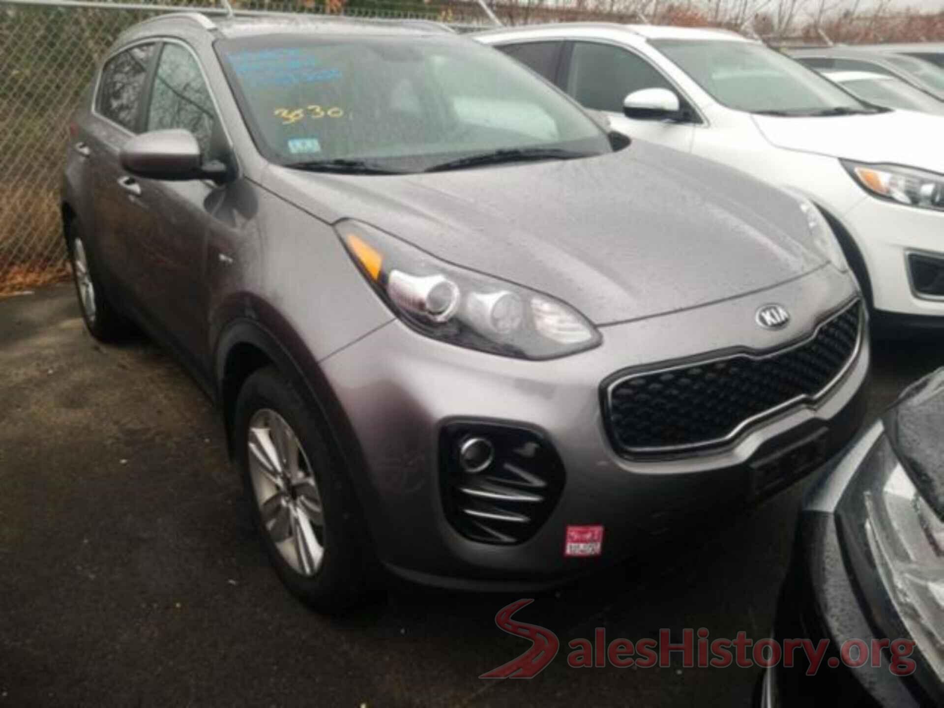 KNDPMCAC1J7393030 2018 KIA SPORTAGE