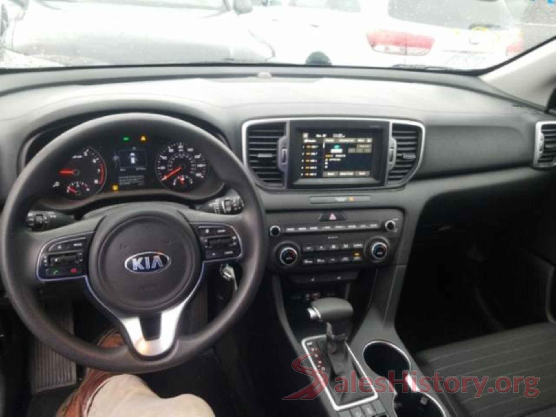 KNDPMCAC1J7393030 2018 KIA SPORTAGE