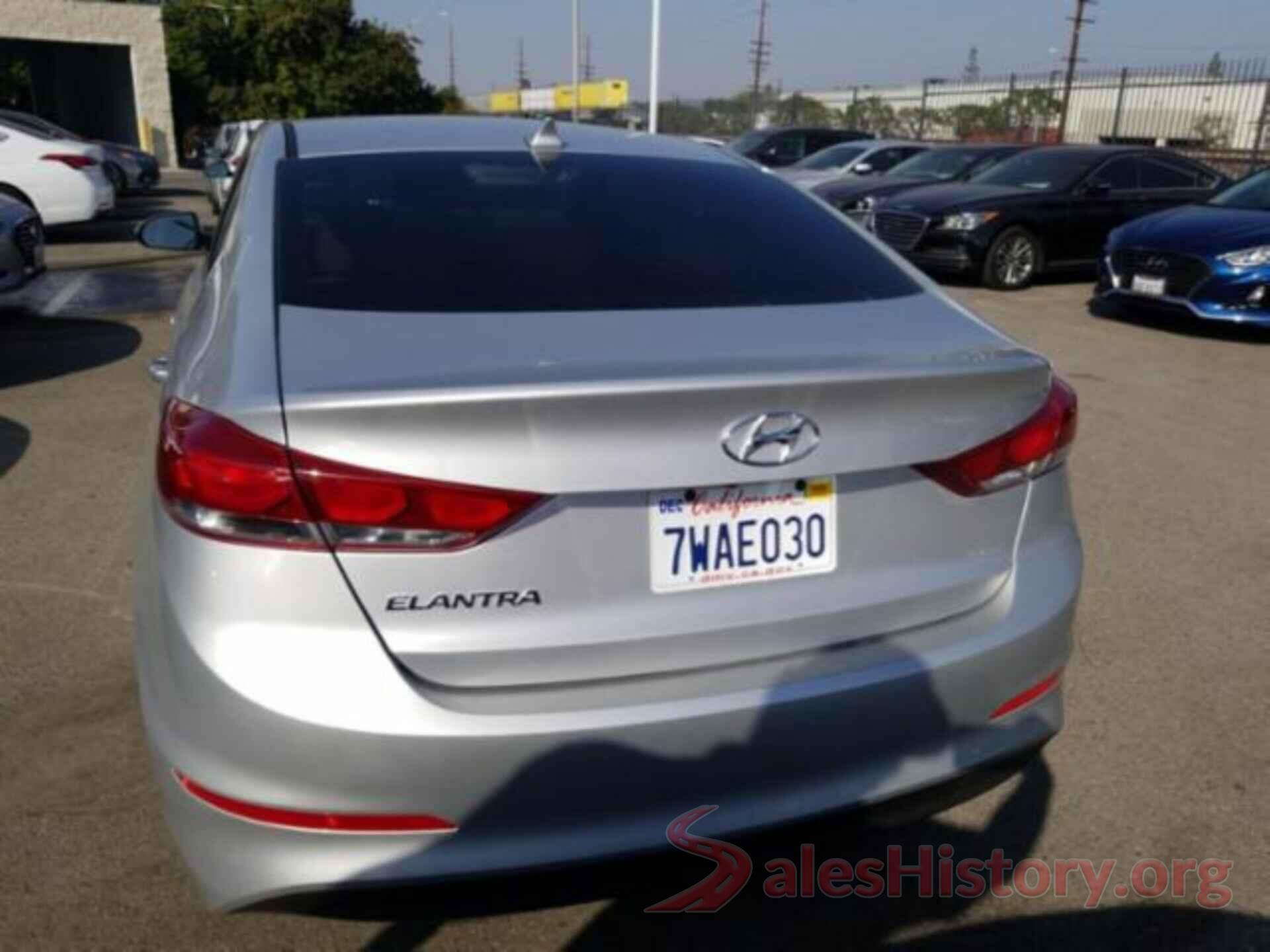 5NPD84LF1HH015428 2017 HYUNDAI ELANTRA