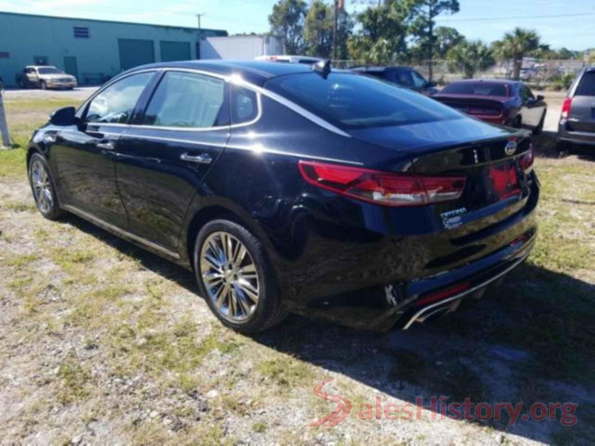 5XXGV4L21HG130464 2017 KIA OPTIMA