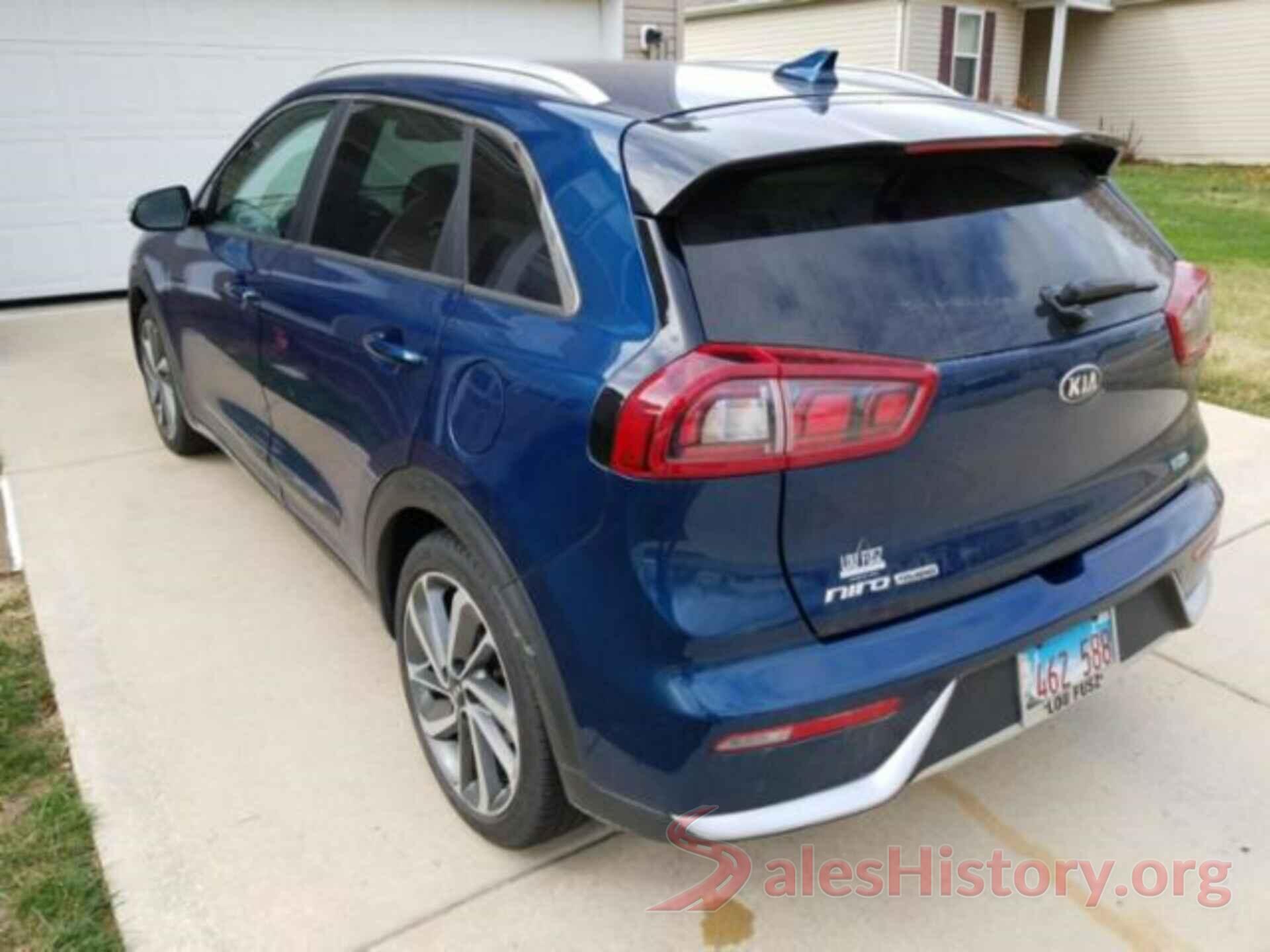 KNDCE3LC3J5130803 2018 KIA NIRO